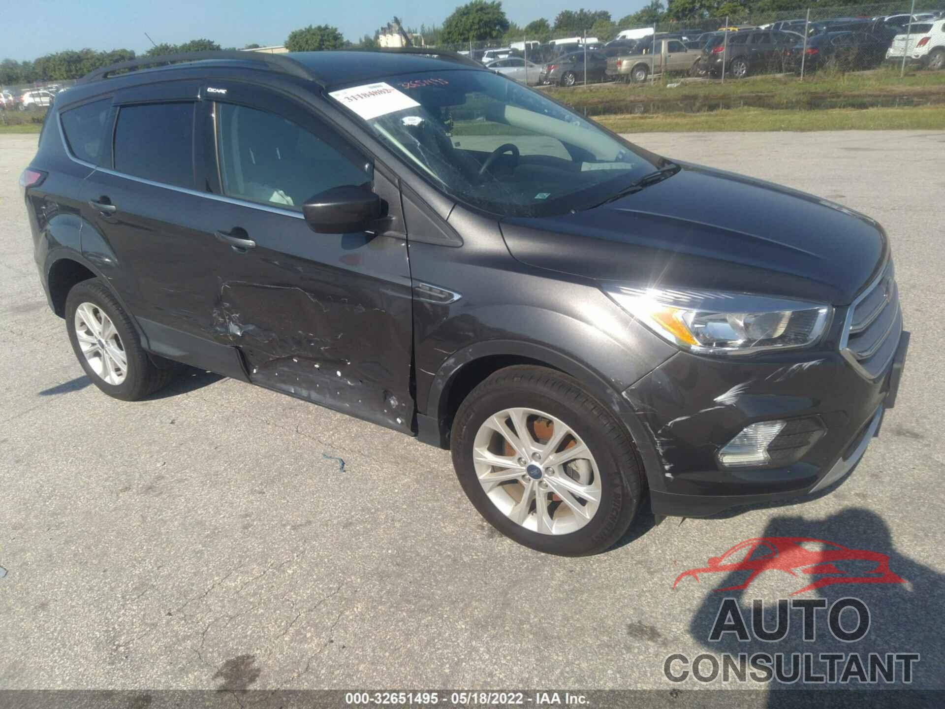 FORD ESCAPE 2018 - 1FMCU0GD9JUD06565
