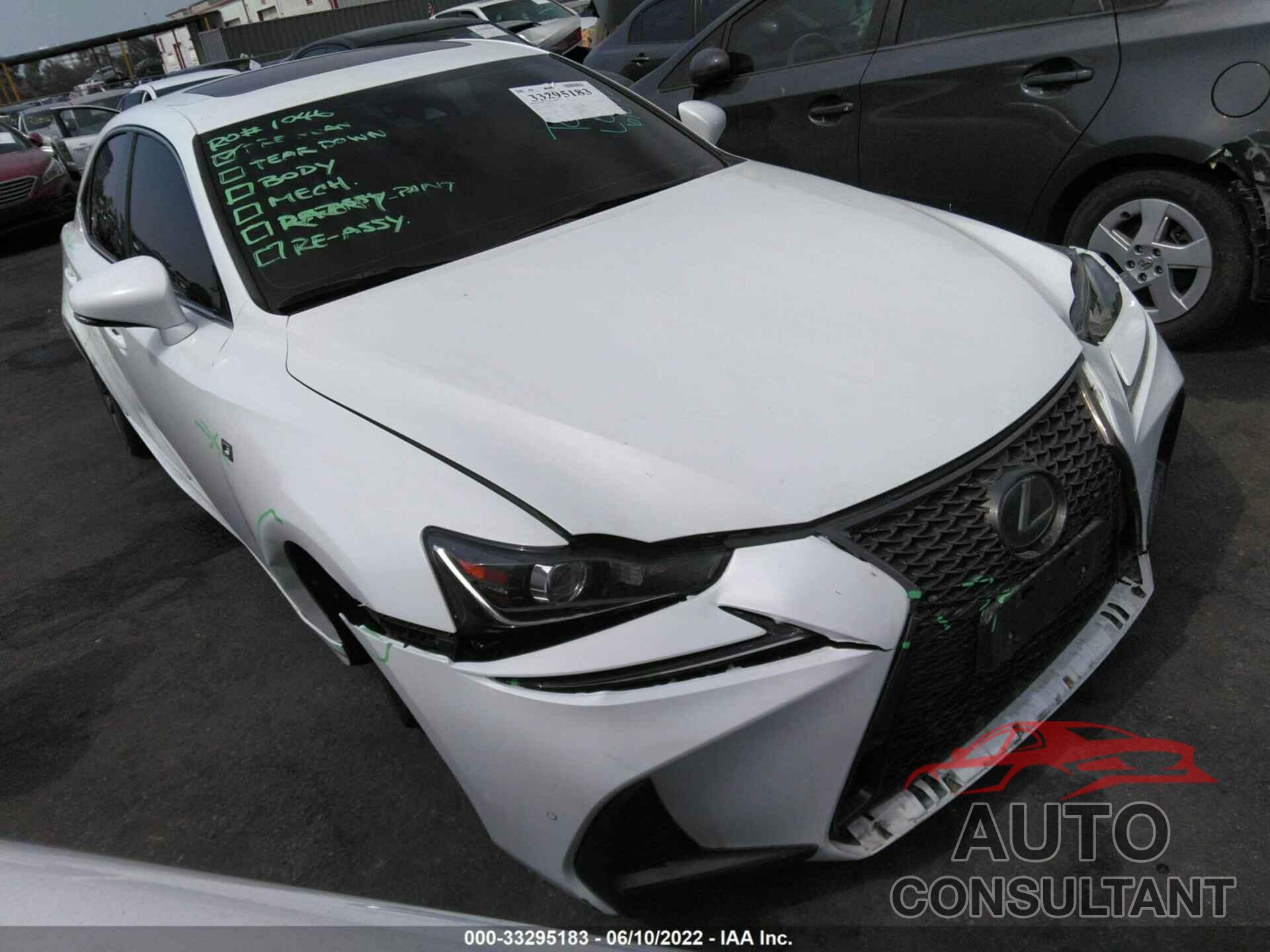 LEXUS IS 2018 - JTHBZ1D2XJ5033719