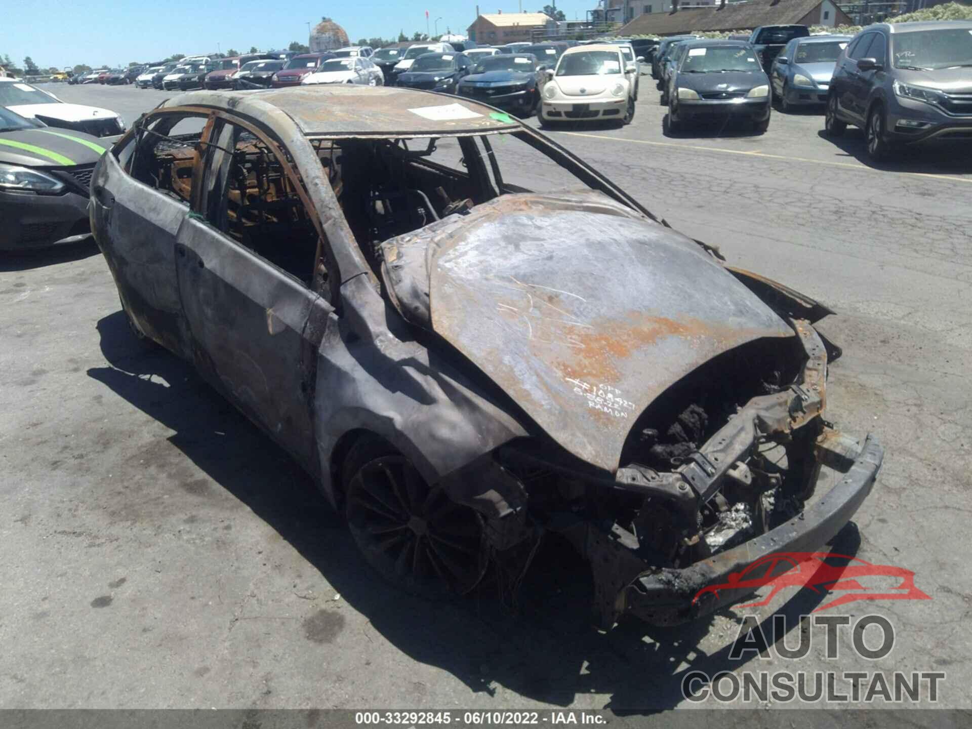 TOYOTA COROLLA 2016 - 5YFBURHE2GP519925