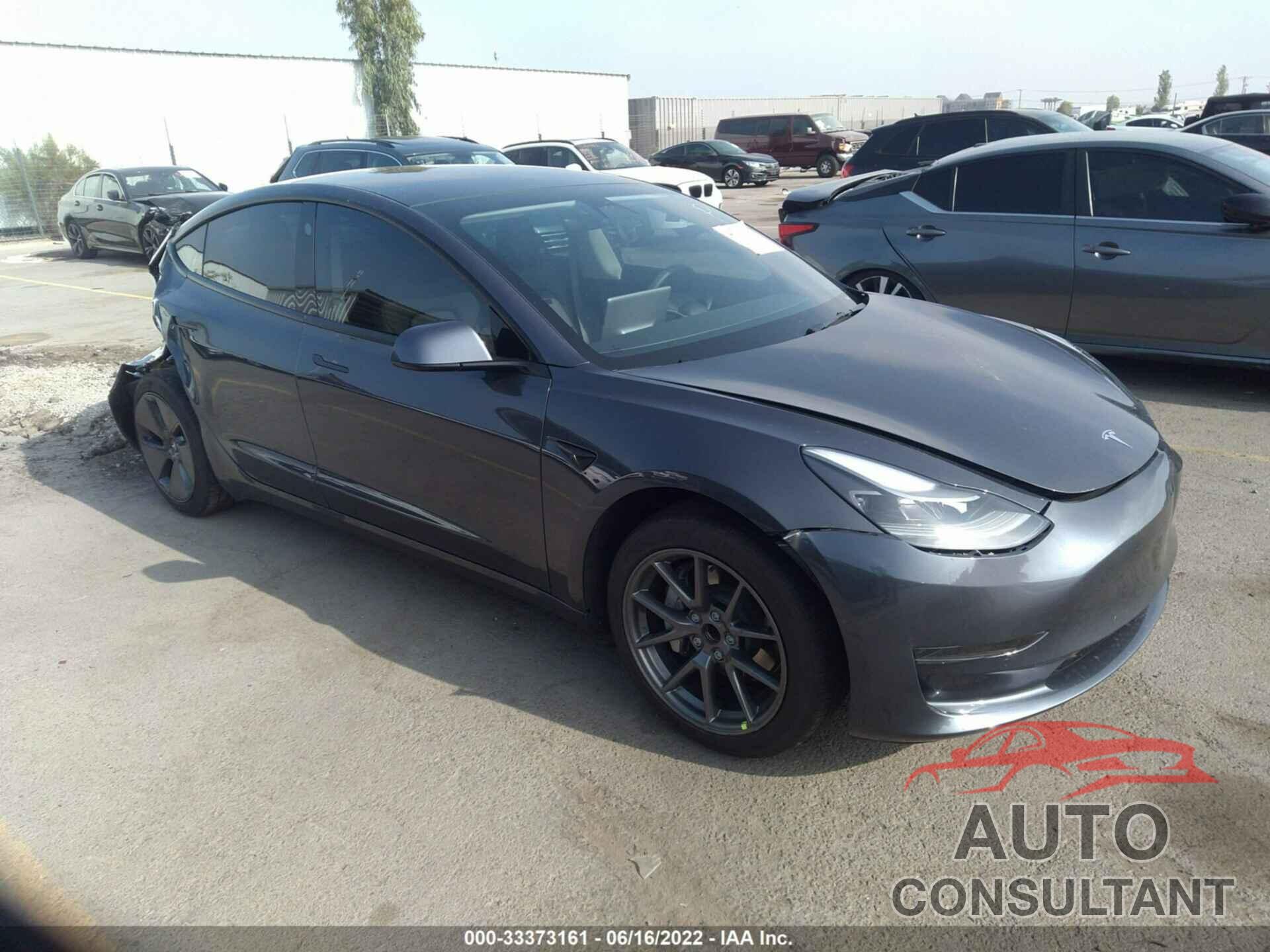 TESLA MODEL 3 2021 - 5YJ3E1EA5MF100270