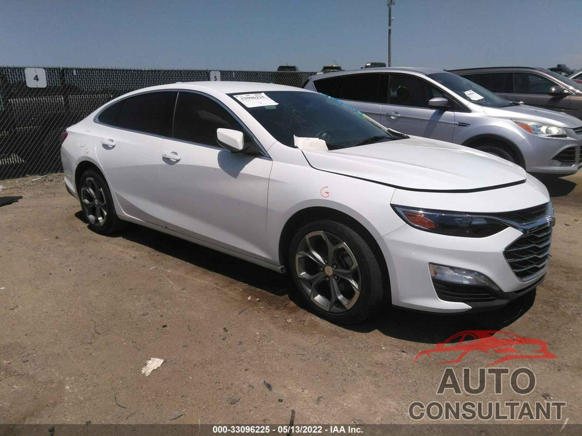 CHEVROLET MALIBU 2020 - 1G1ZD5ST8LF106013