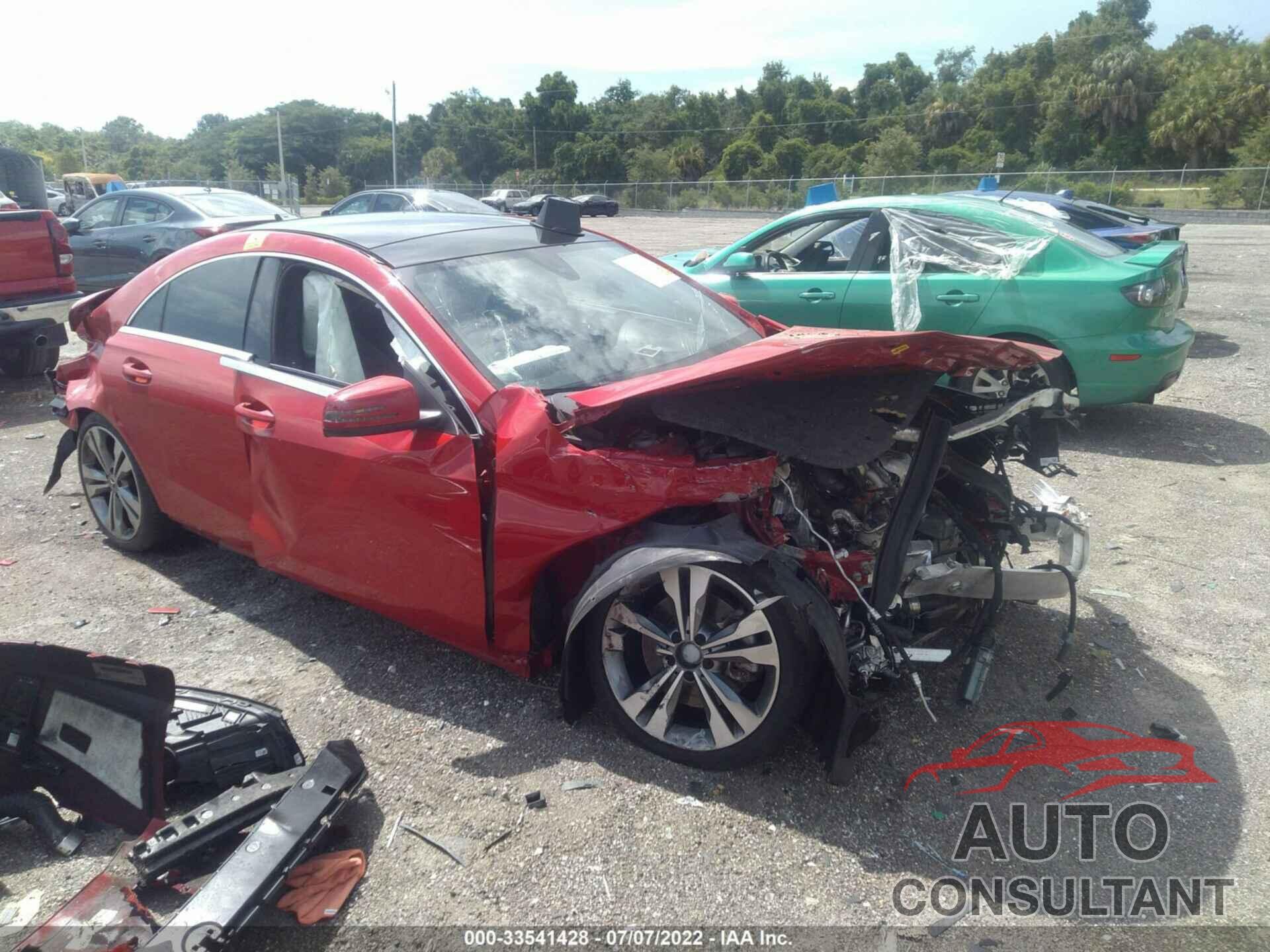 MERCEDES-BENZ CLA 2019 - WDDSJ4EB9KN771382