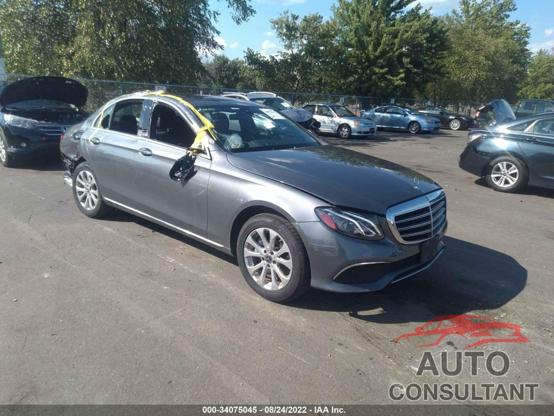 MERCEDES-BENZ E-CLASS 2019 - WDDZF4KB8KA660933