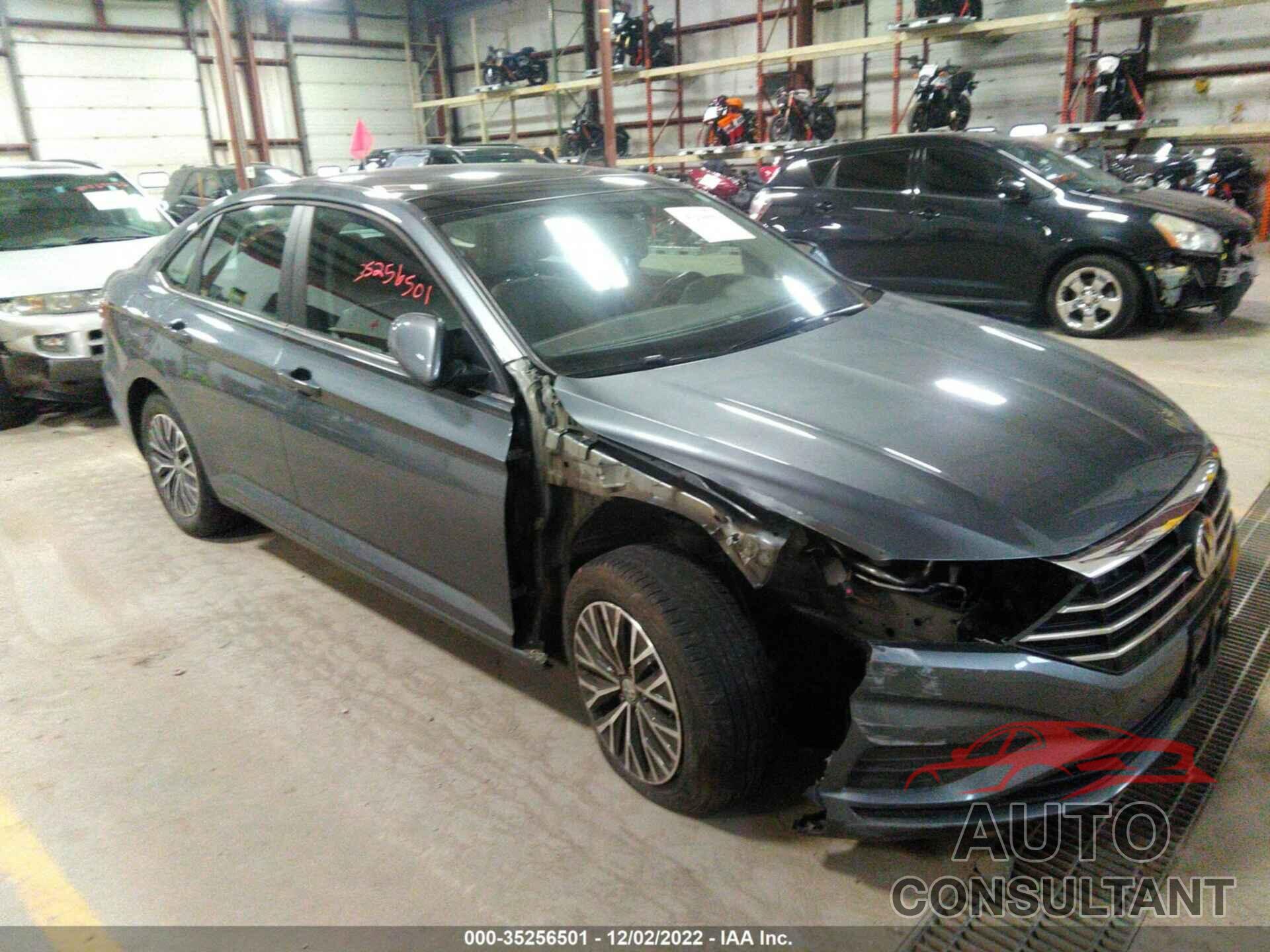 VOLKSWAGEN JETTA 2019 - 3VWC57BU2KM101674