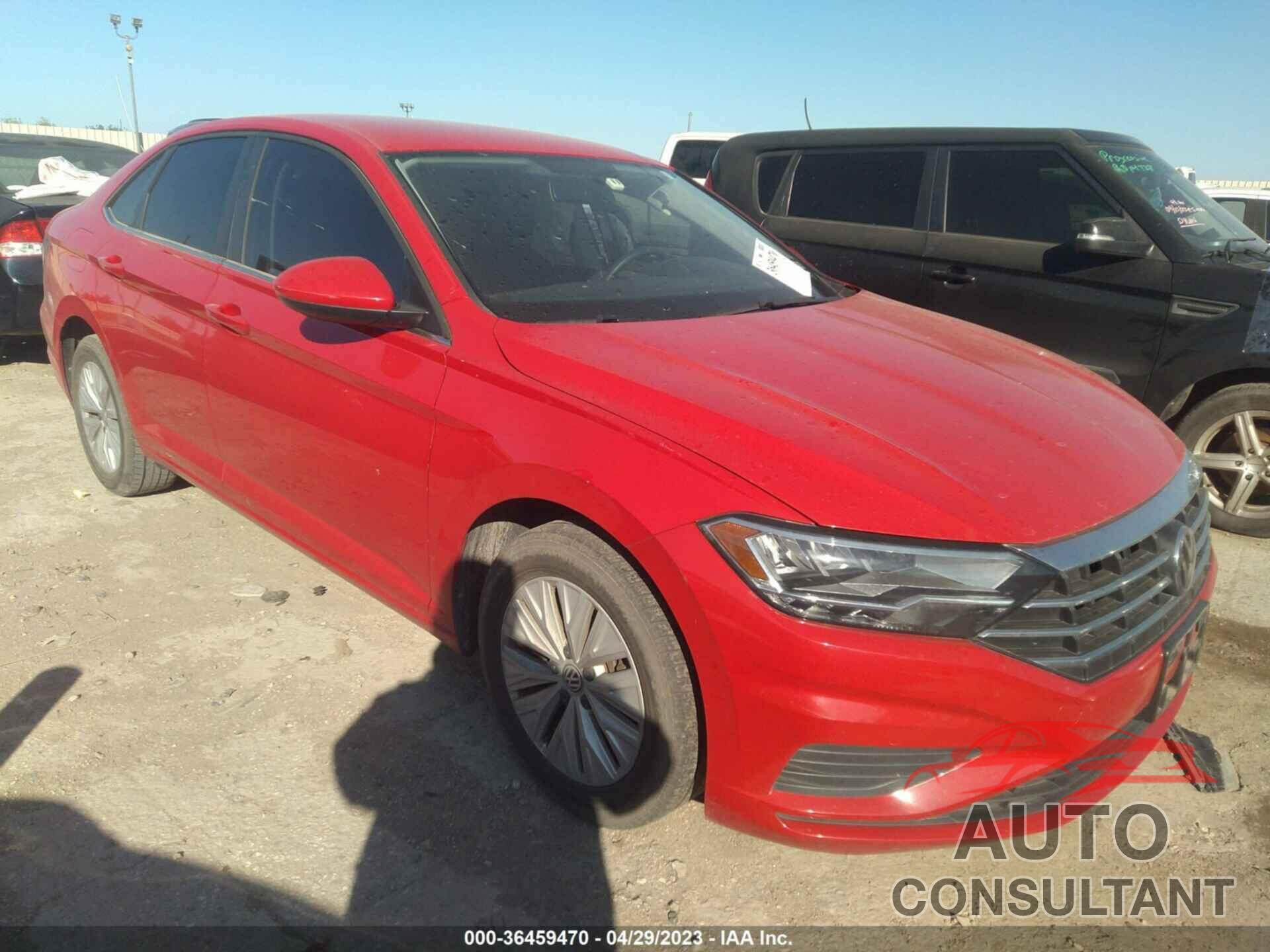 VOLKSWAGEN JETTA 2019 - 3VWC57BU8KM107012