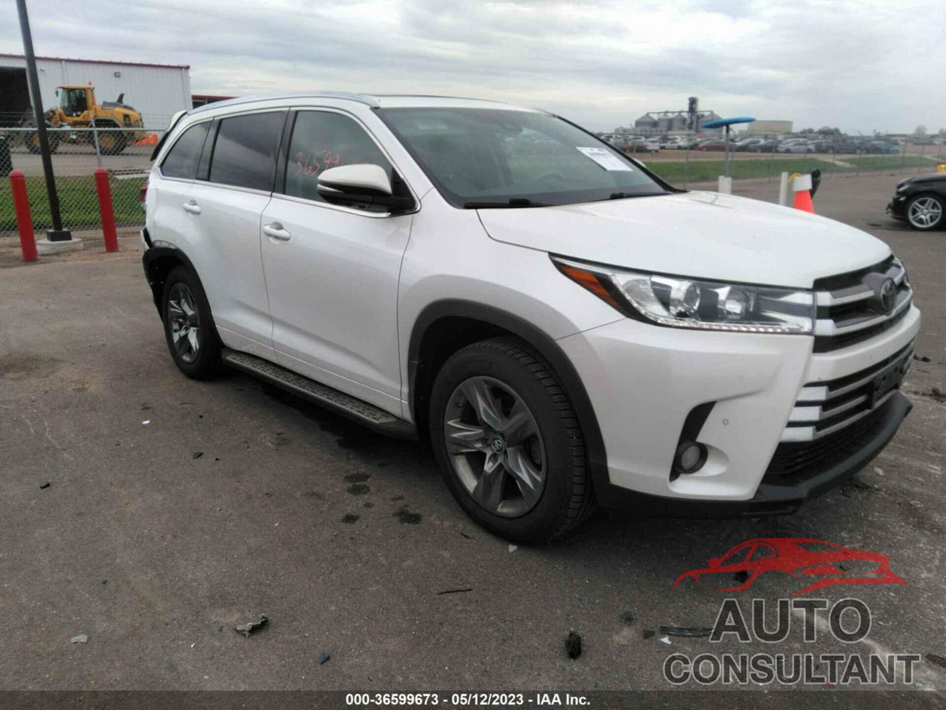 TOYOTA HIGHLANDER 2018 - 5TDDZRFH2JS496359