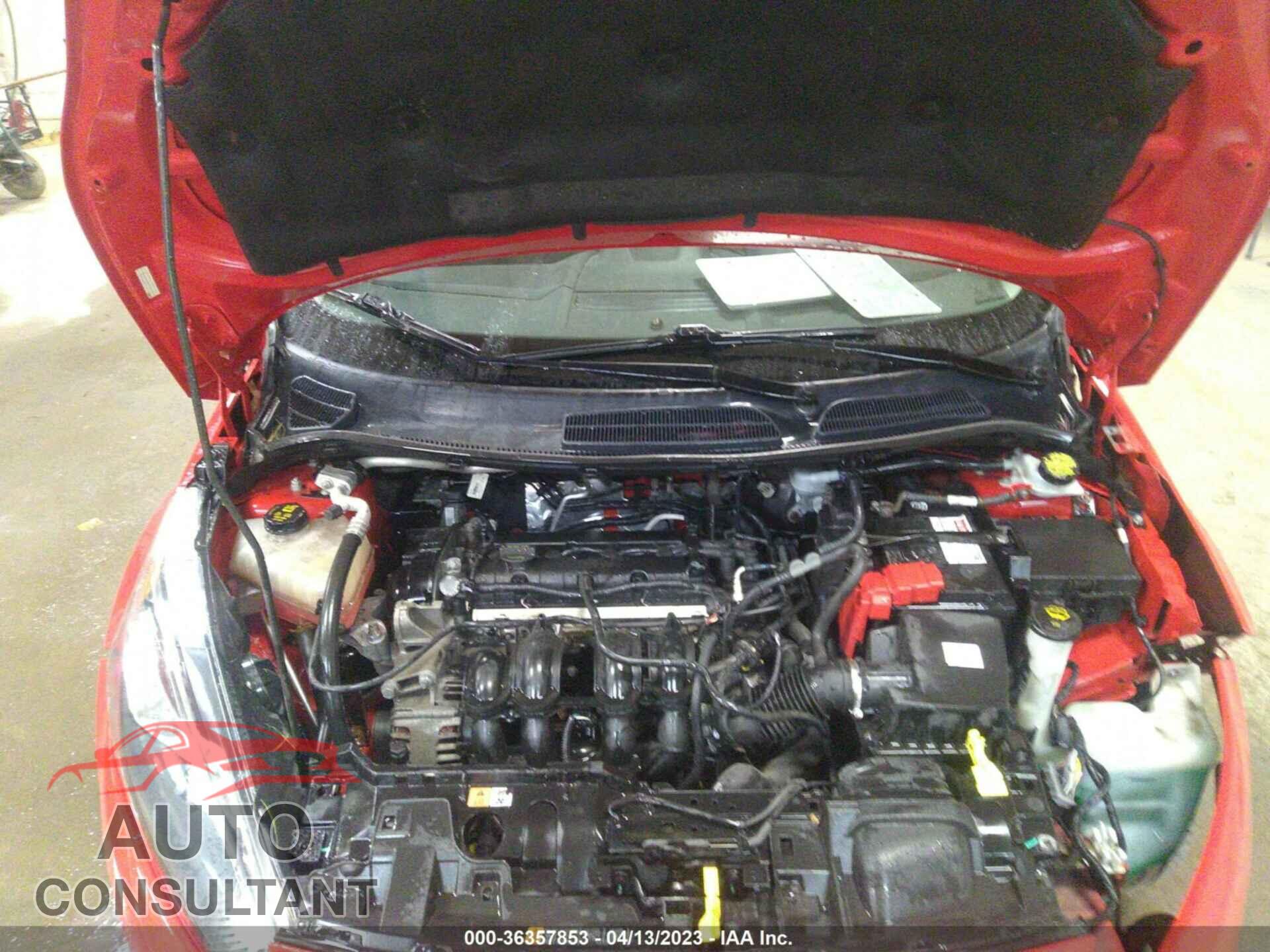 FORD FIESTA 2015 - 3FADP4BJ4FM196692