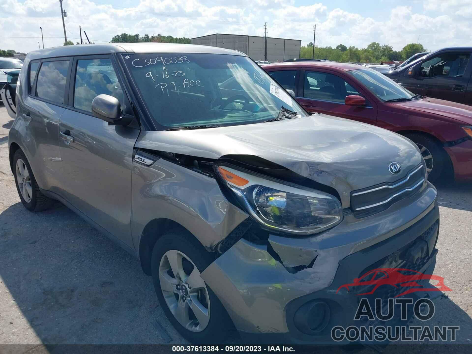KIA SOUL 2018 - KNDJN2A27J7519766