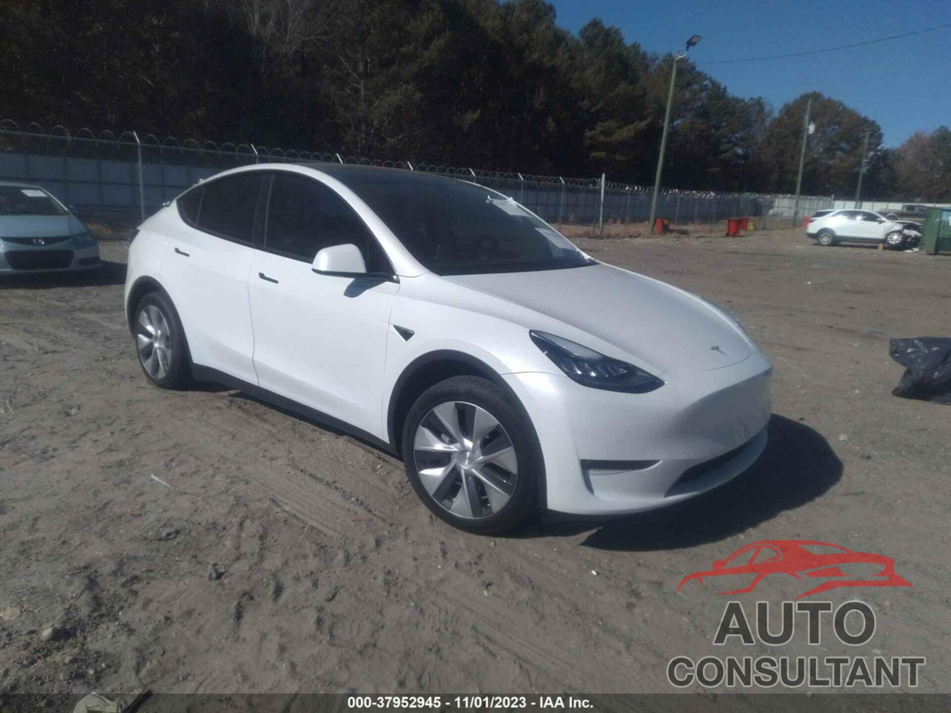 TESLA MODEL Y 2022 - 7SAYGDEE9NF324652