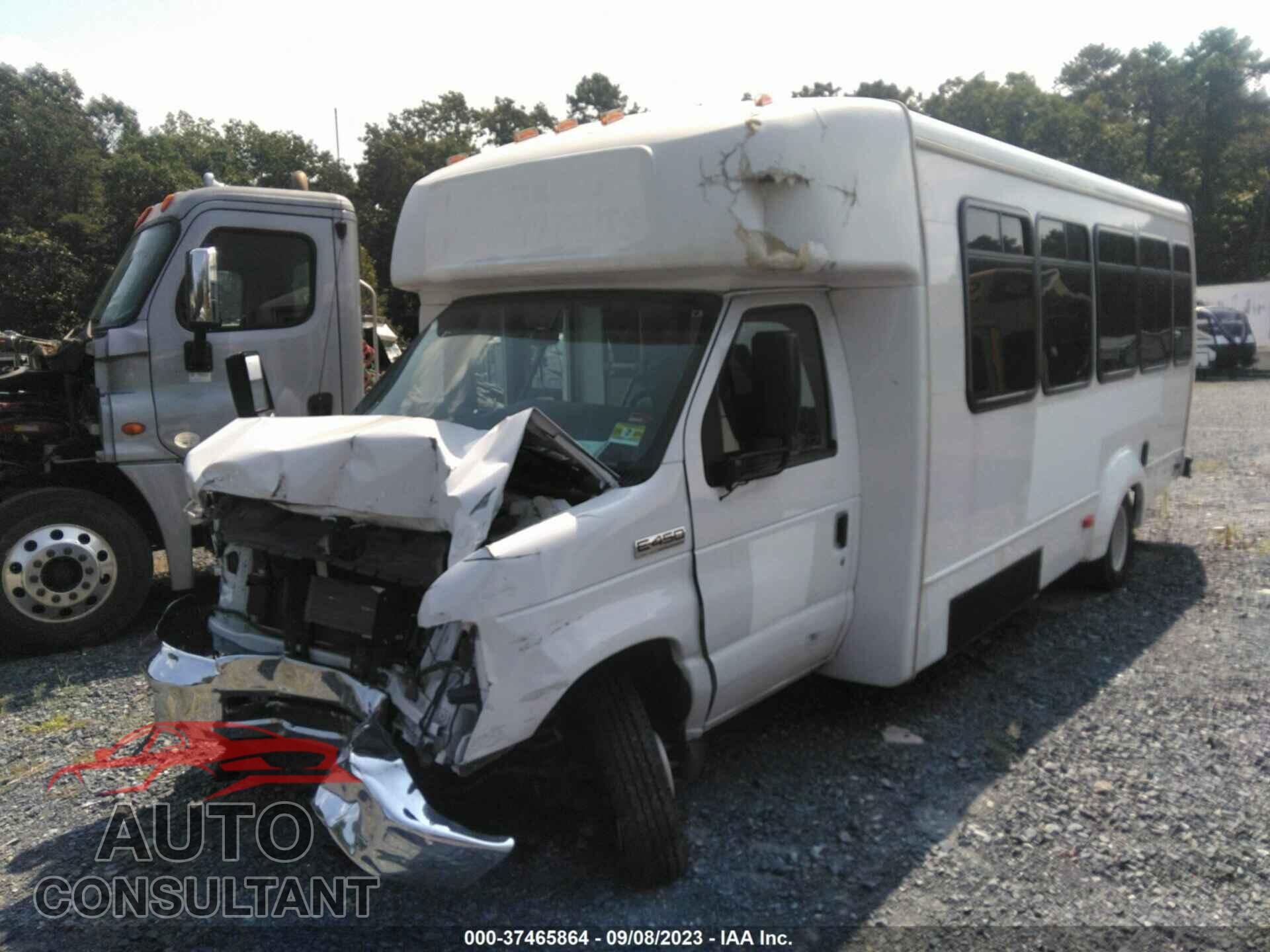 FORD E-450 CUTAWAY 2018 - 1FDFE4FS0JDC01494