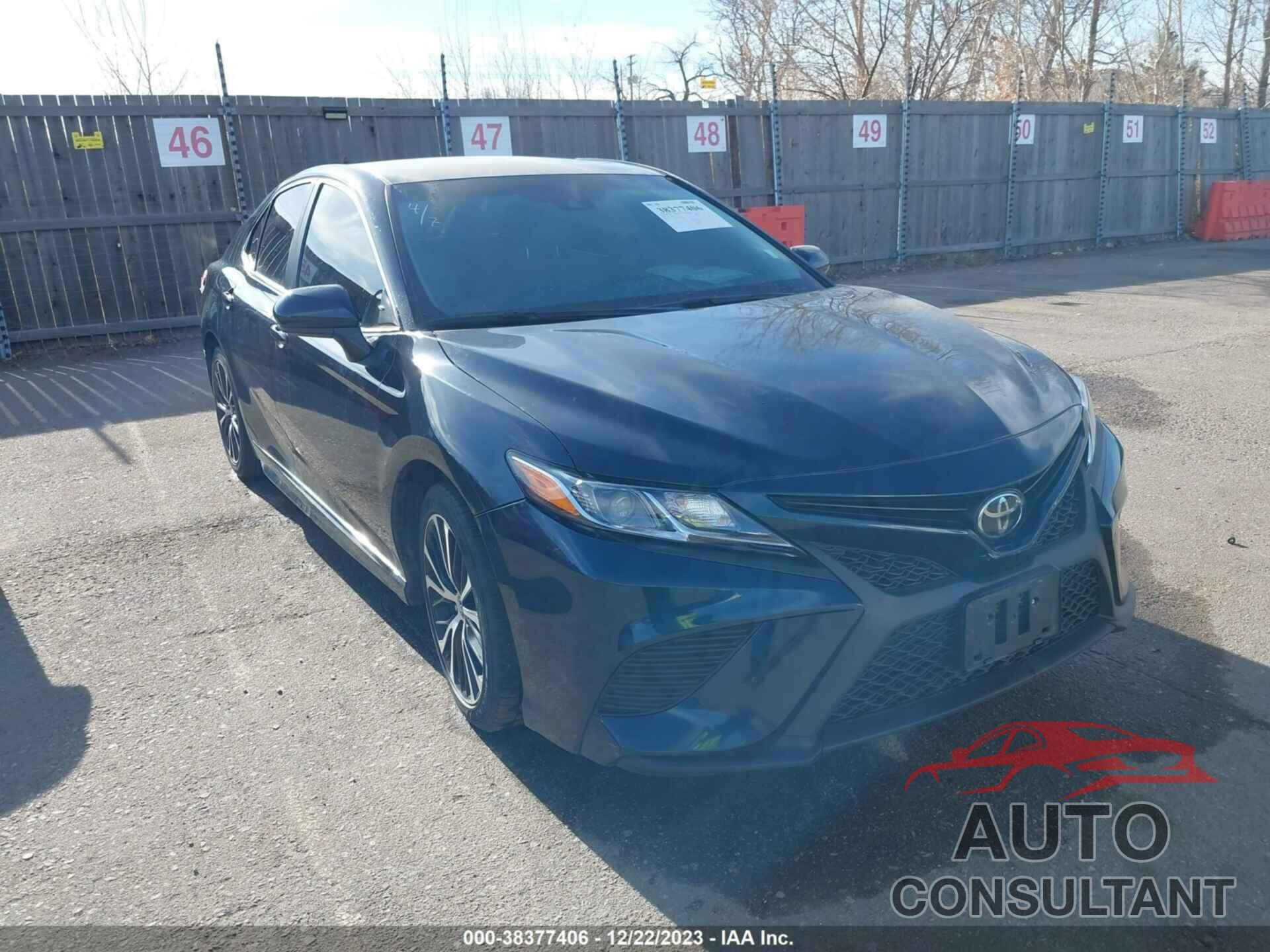 TOYOTA CAMRY 2020 - 4T1G11AK3LU903494