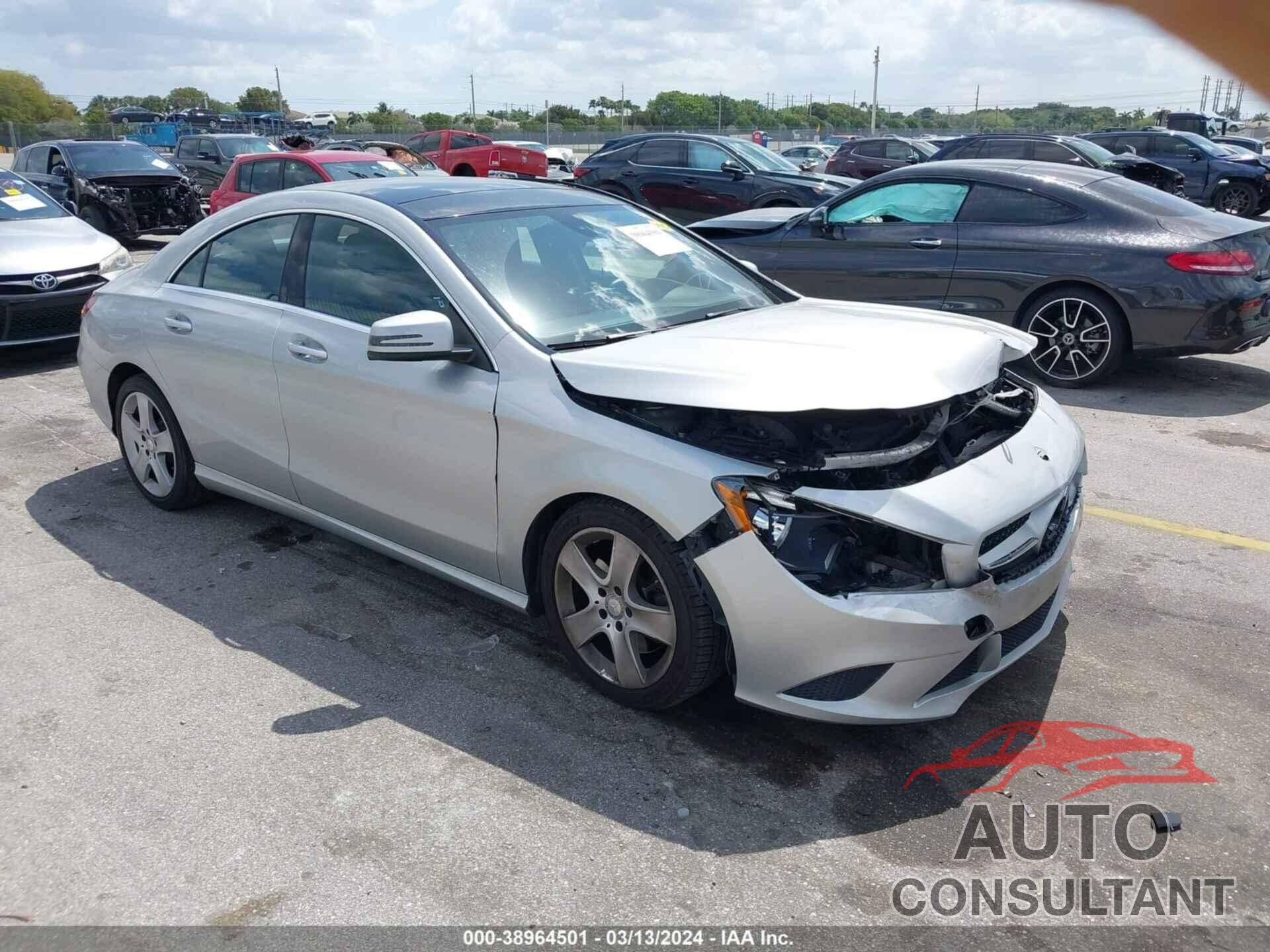 MERCEDES-BENZ CLA 2016 - WDDSJ4GB9GN335927
