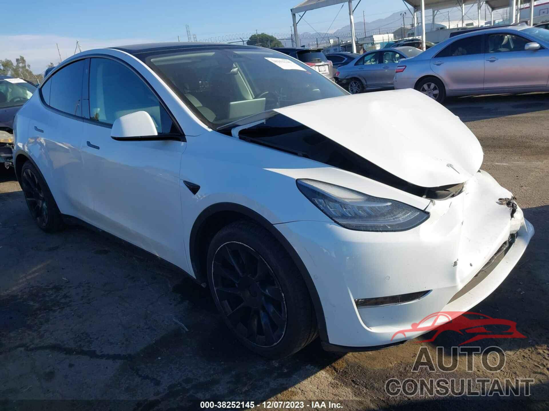 TESLA MODEL Y 2022 - 7SAYGDEE3NF370168