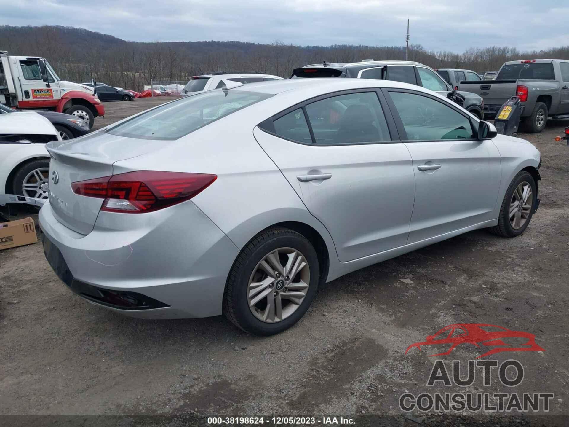 HYUNDAI ELANTRA 2020 - 5NPD84LF2LH536781