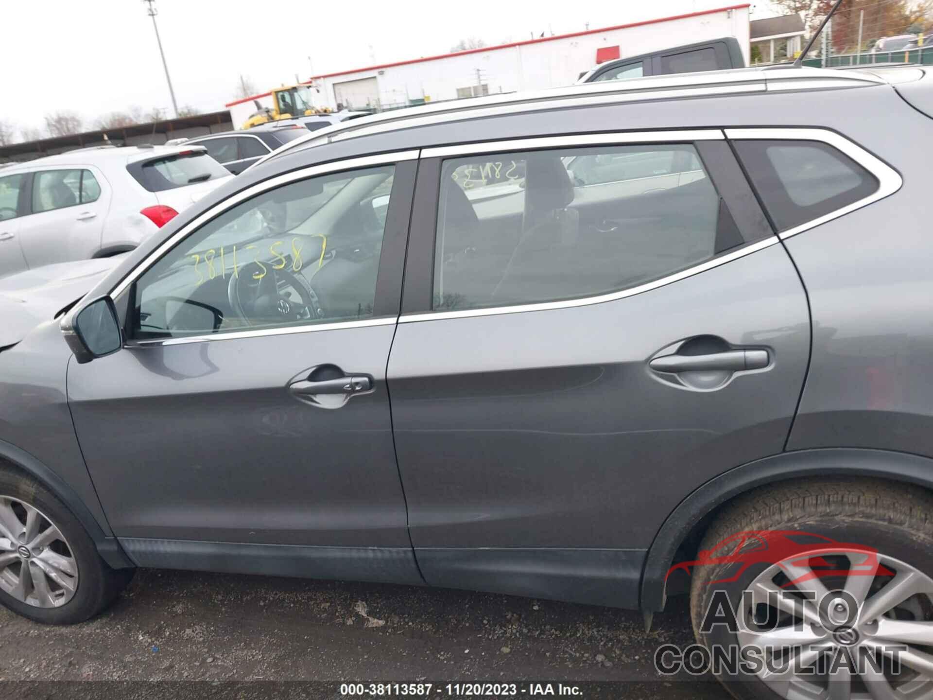 NISSAN ROGUE SPORT 2019 - JN1BJ1CR7KW623687