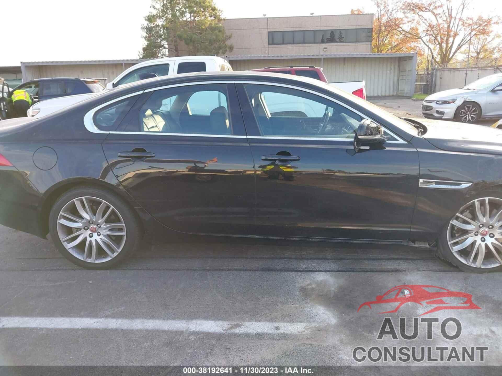 JAGUAR XF 2016 - SAJBE4BV1GCY08748