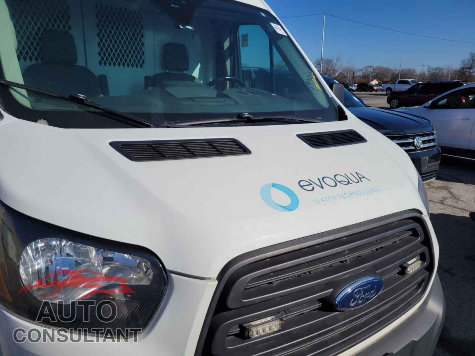 FORD TRANSIT 2017 - 1FTYR2CMXHKB26501