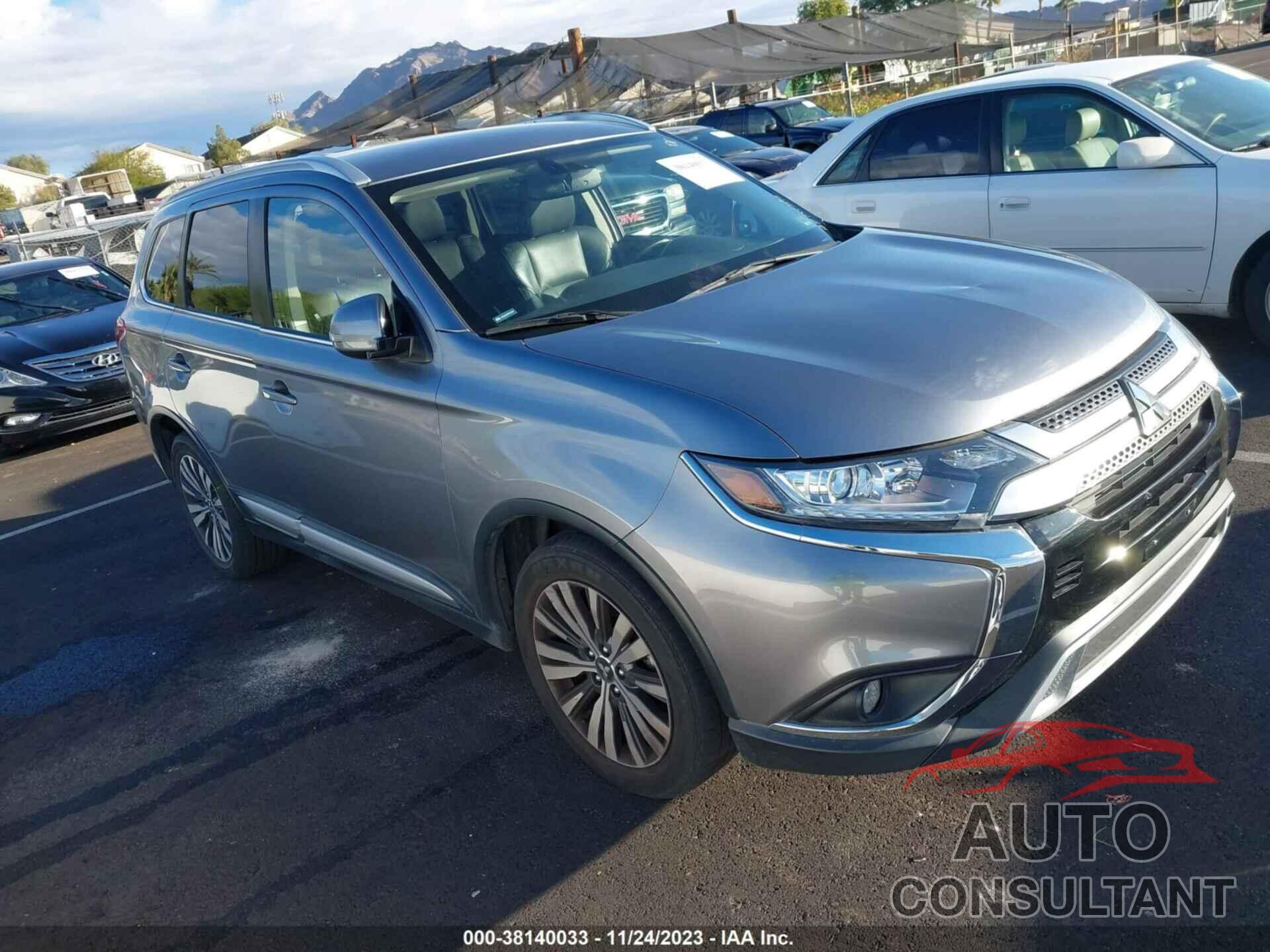 MITSUBISHI OUTLANDER 2019 - JA4AD3A36KZ017560