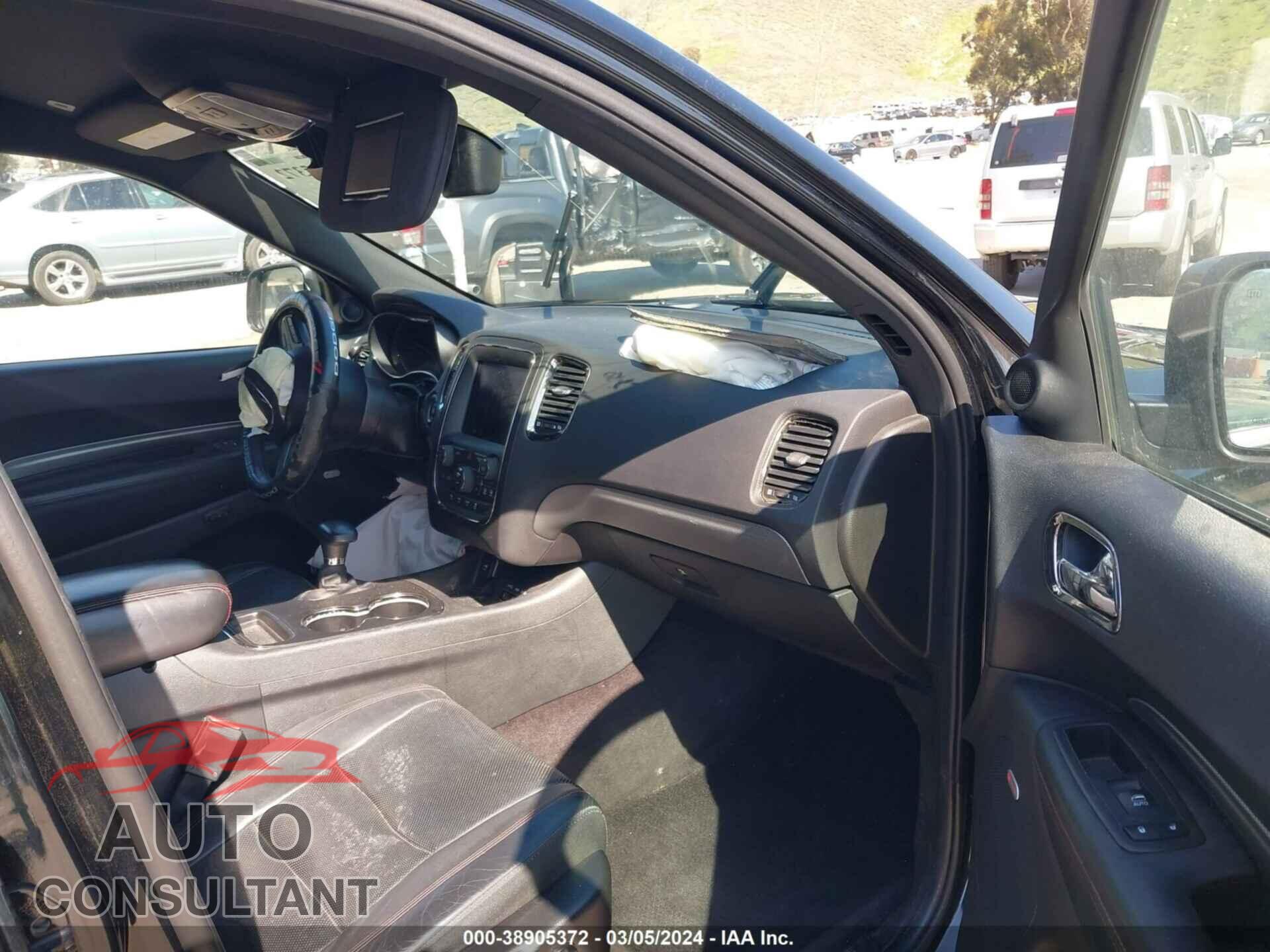 DODGE DURANGO 2018 - 1C4SDHCT2JC186576