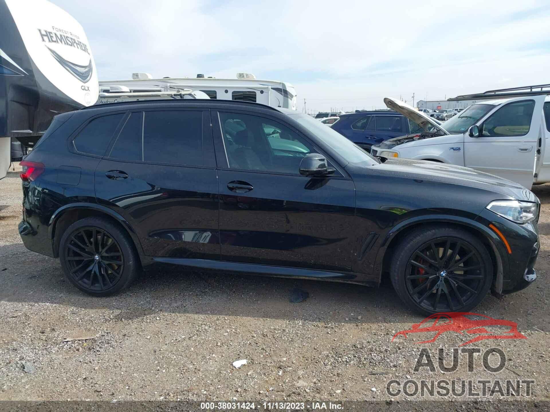 BMW X5 2021 - 5UXCR6C06M9E93607