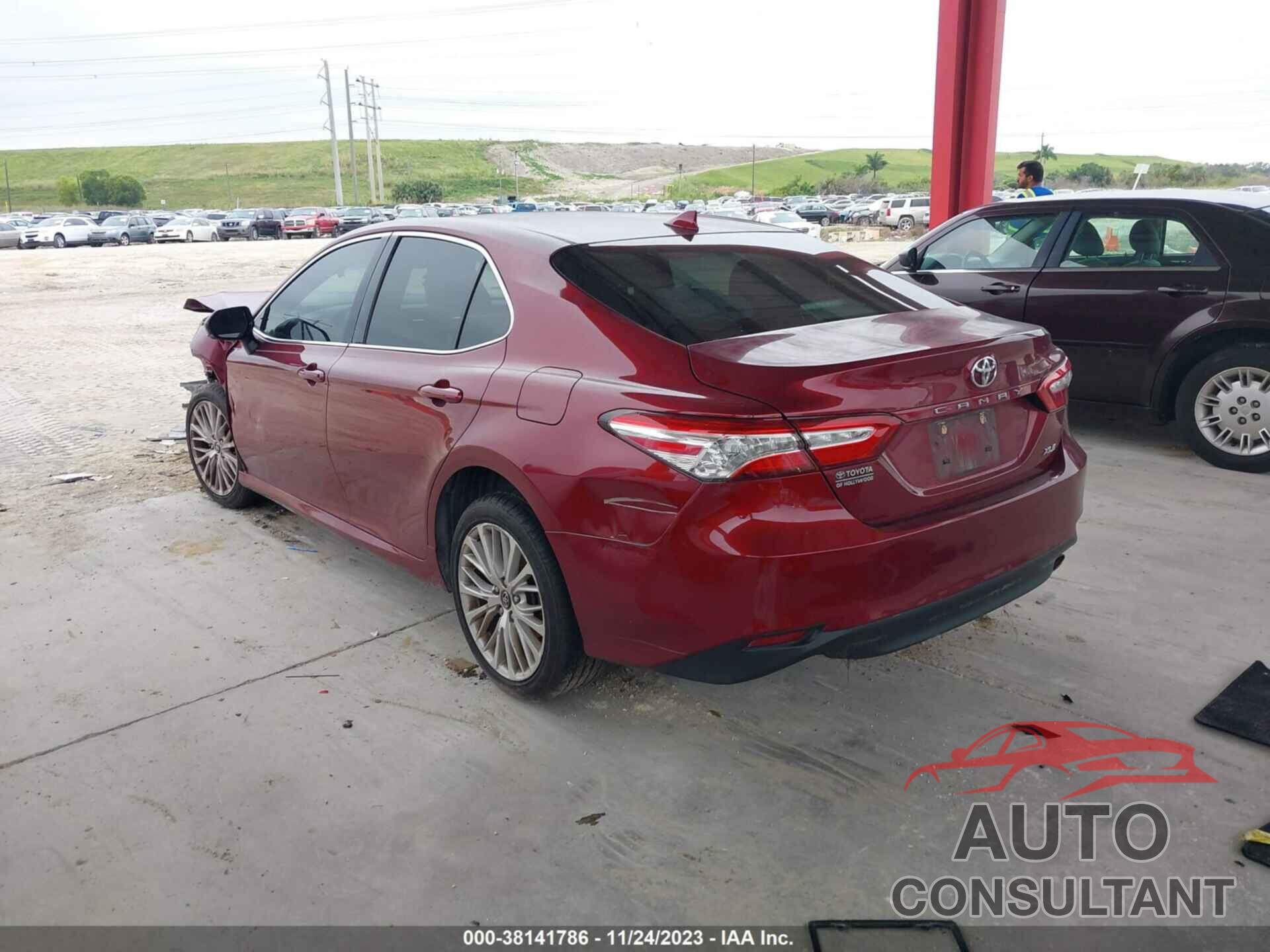 TOYOTA CAMRY 2019 - 4T1B11HK0KU254610