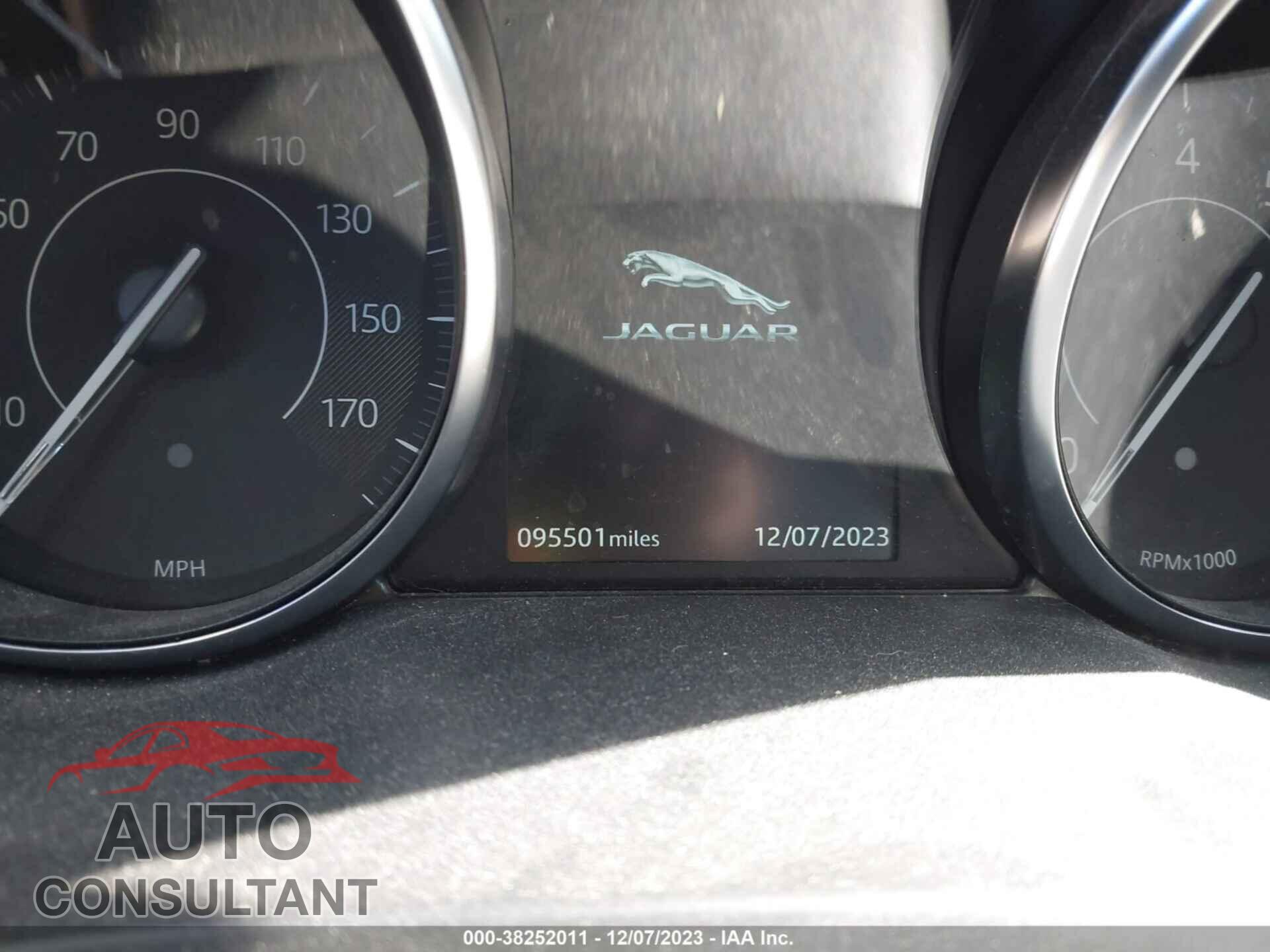 JAGUAR E-PACE 2018 - SADFJ2FX3J1Z25072