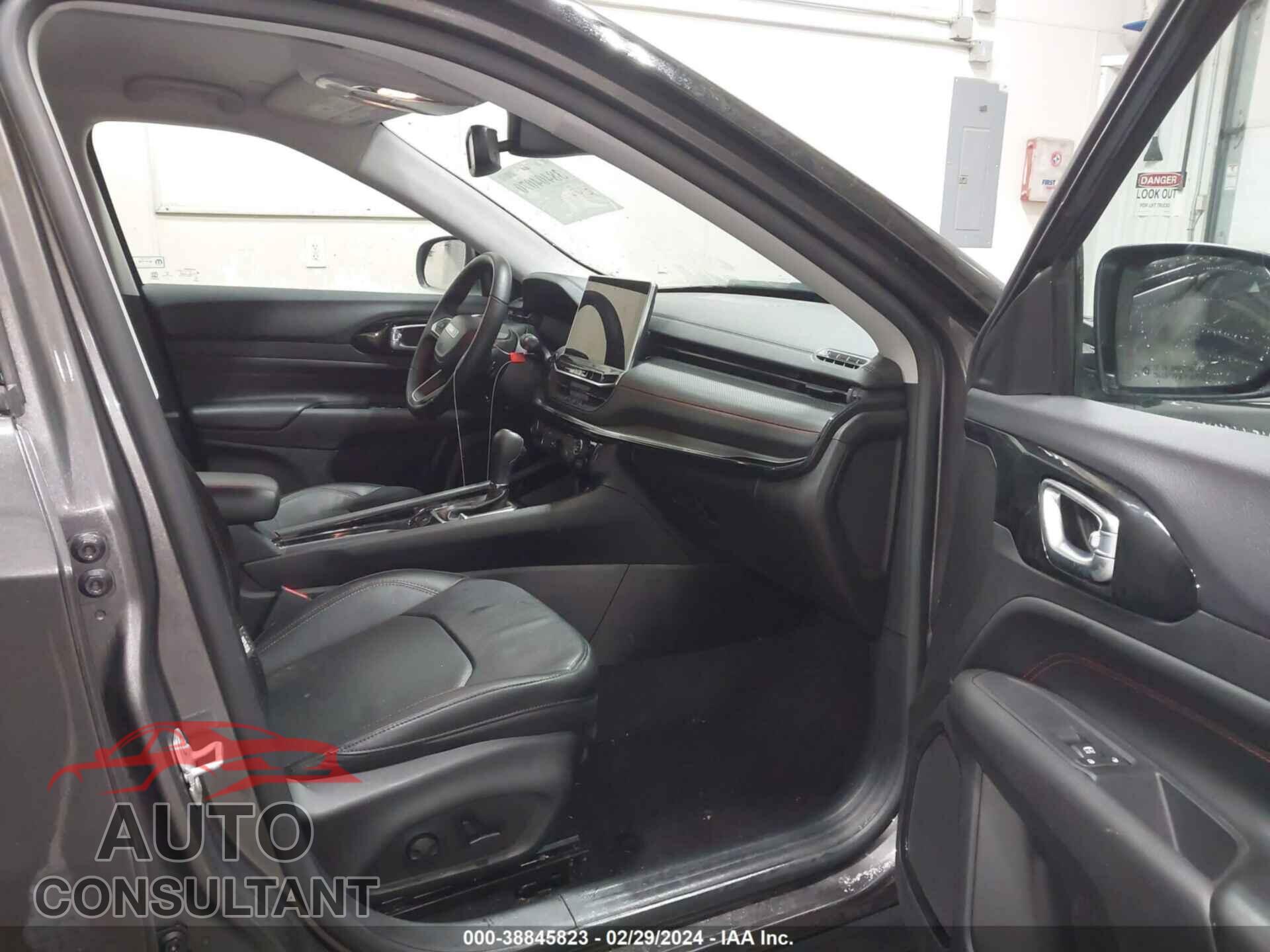 JEEP COMPASS 2022 - 3C4NJDDB2NT236469