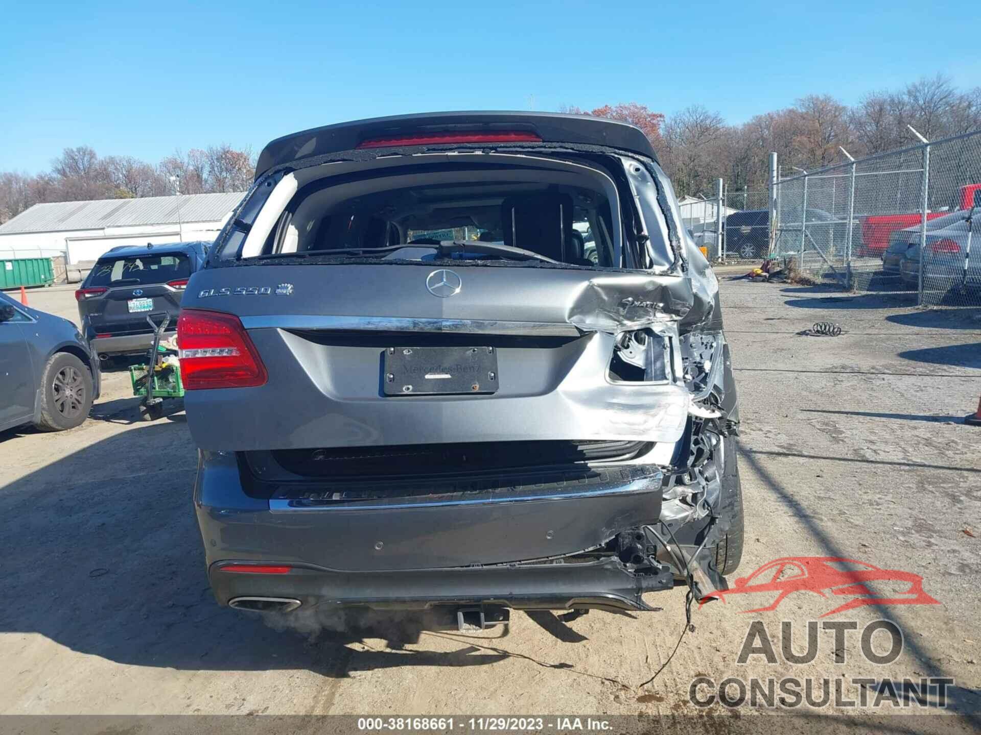 MERCEDES-BENZ GLS 2018 - 4JGDF7DE3JB143069