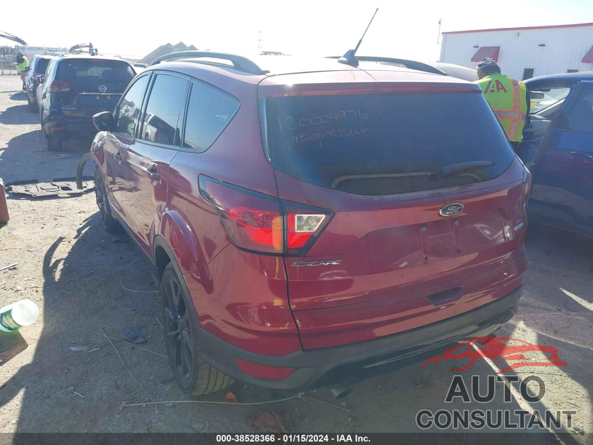 FORD ESCAPE 2019 - 1FMCU0GD7KUB57171