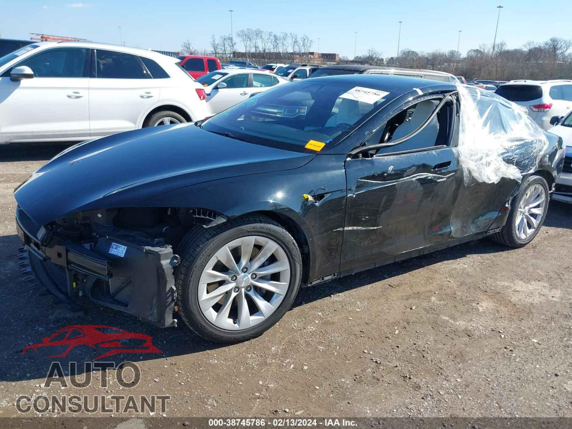 TESLA MODEL S 2018 - 5YJSA1E2XJF247759
