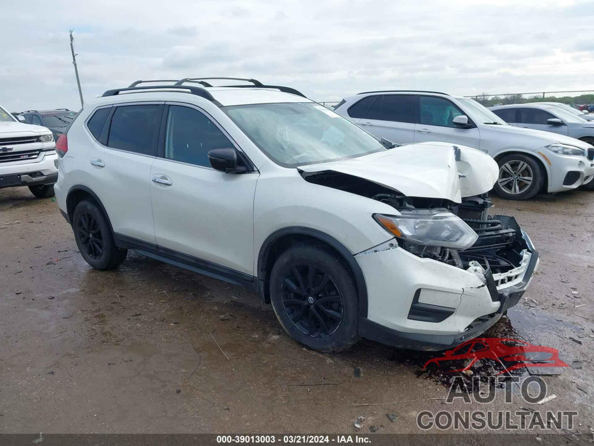 NISSAN ROGUE 2017 - 5N1AT2MV0HC875677