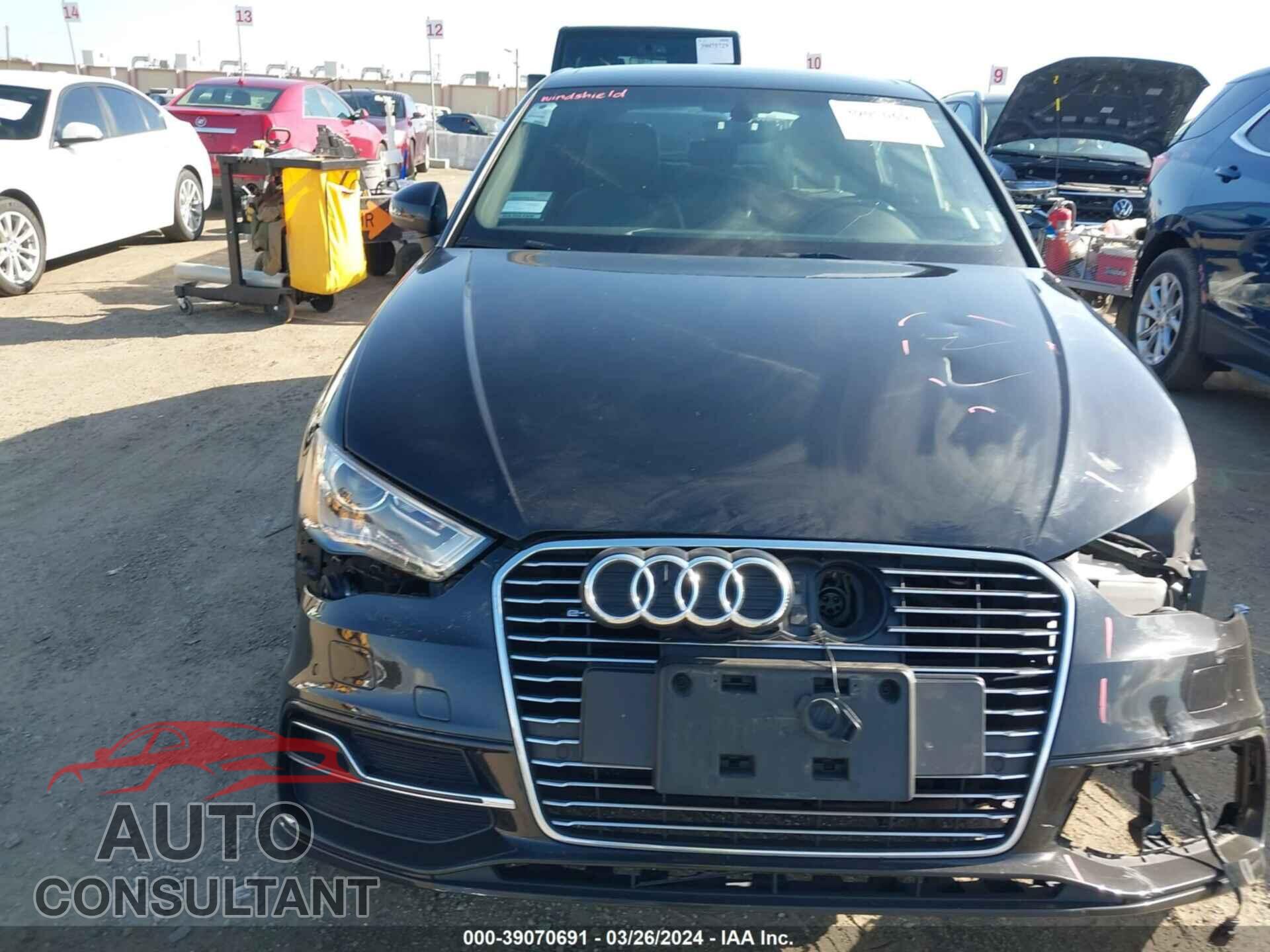 AUDI A3 E-TRON 2016 - WAUVPBFF4GA093390