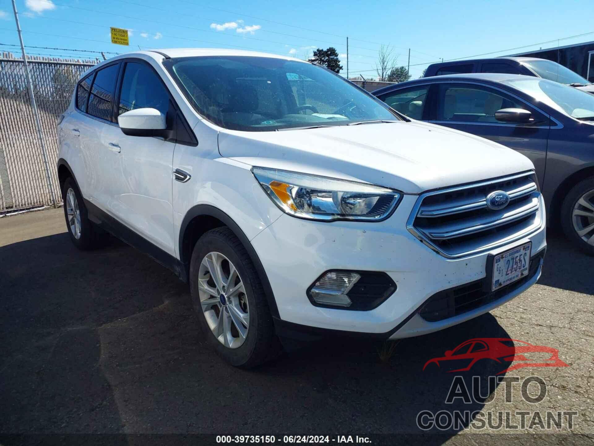 FORD ESCAPE 2017 - 1FMCU9GD2HUA84546