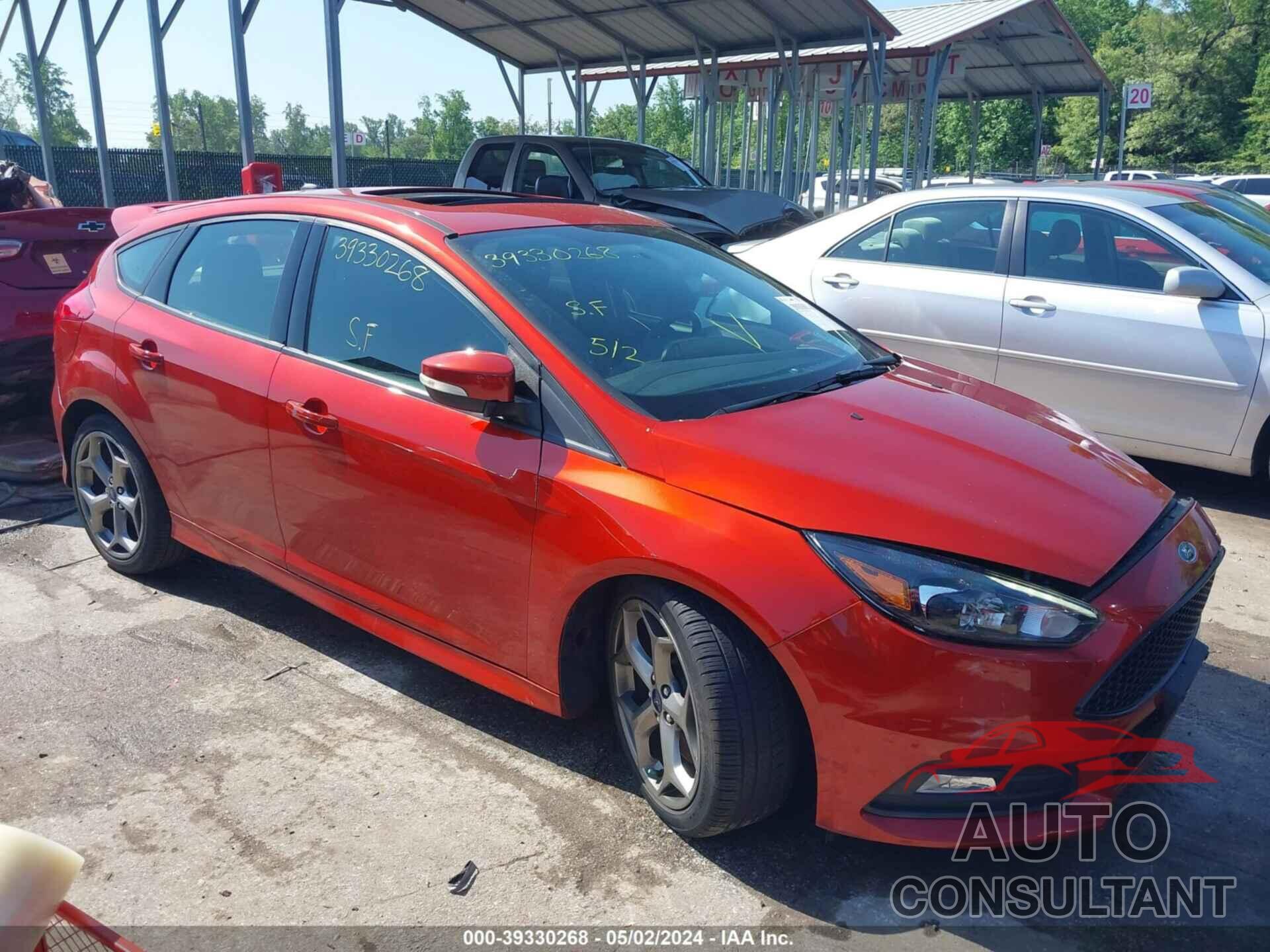 FORD FOCUS 2018 - 1FADP3L99JL256801