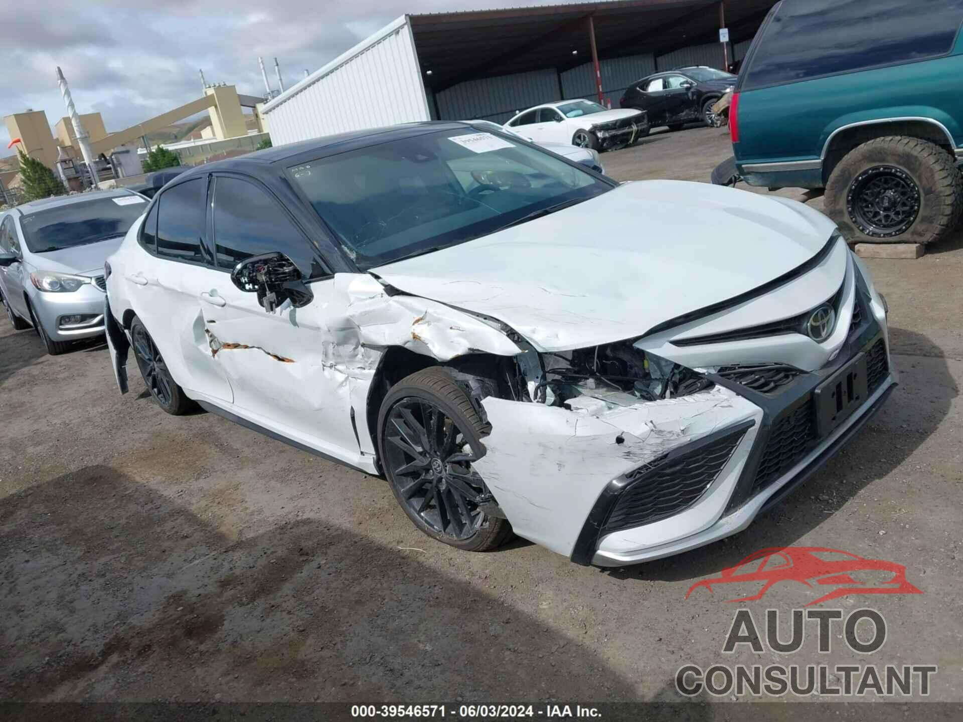 TOYOTA CAMRY 2023 - 4T1KZ1AK2PU085488