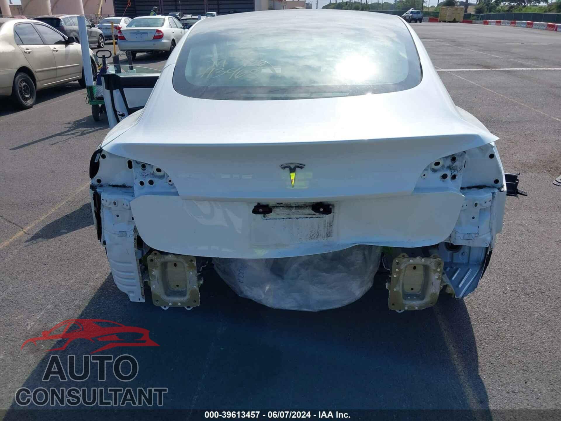 TESLA MODEL 3 2021 - 5YJ3E1EA4MF851828