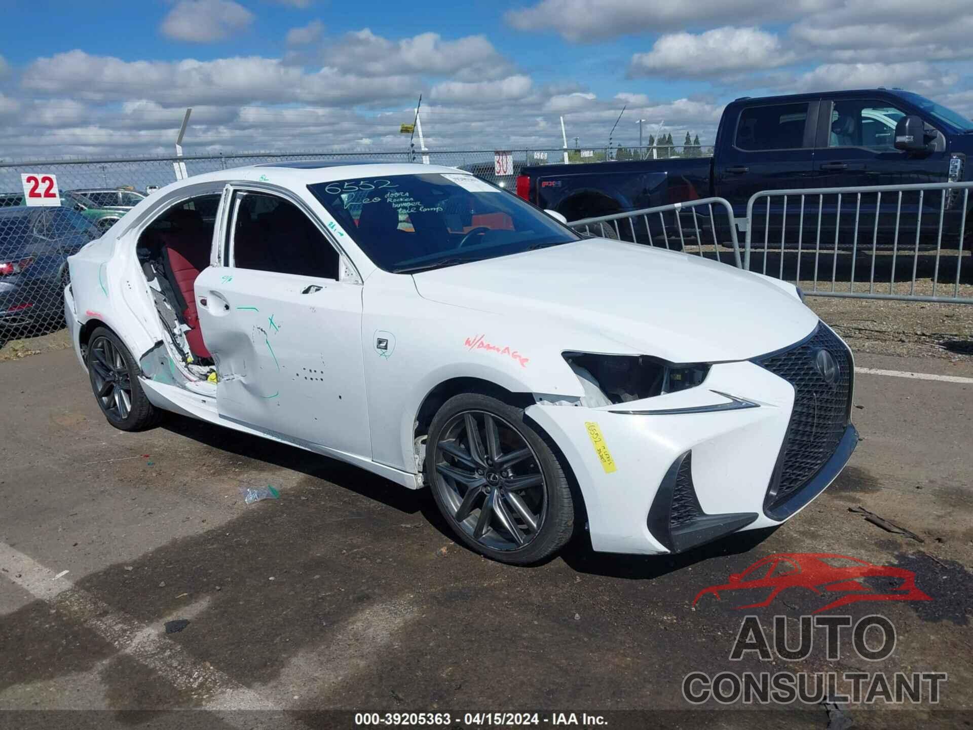 LEXUS IS 200T 2017 - JTHBA1D28H5057857