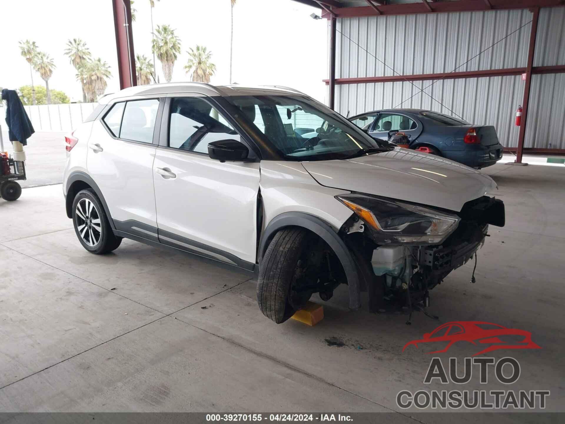 NISSAN KICKS 2019 - 3N1CP5CU3KL563346