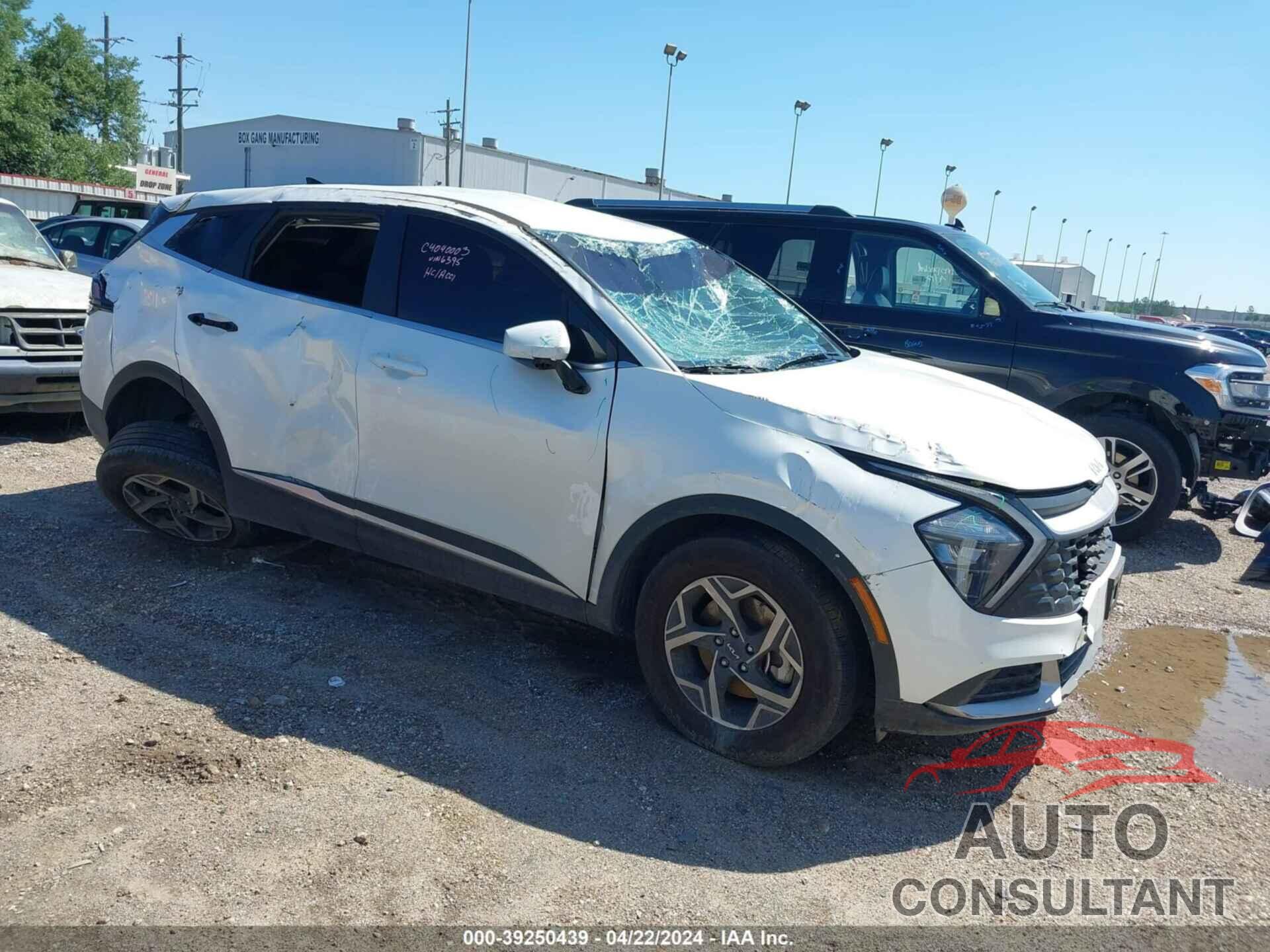 KIA SPORTAGE 2023 - KNDPU3AF2P7136395