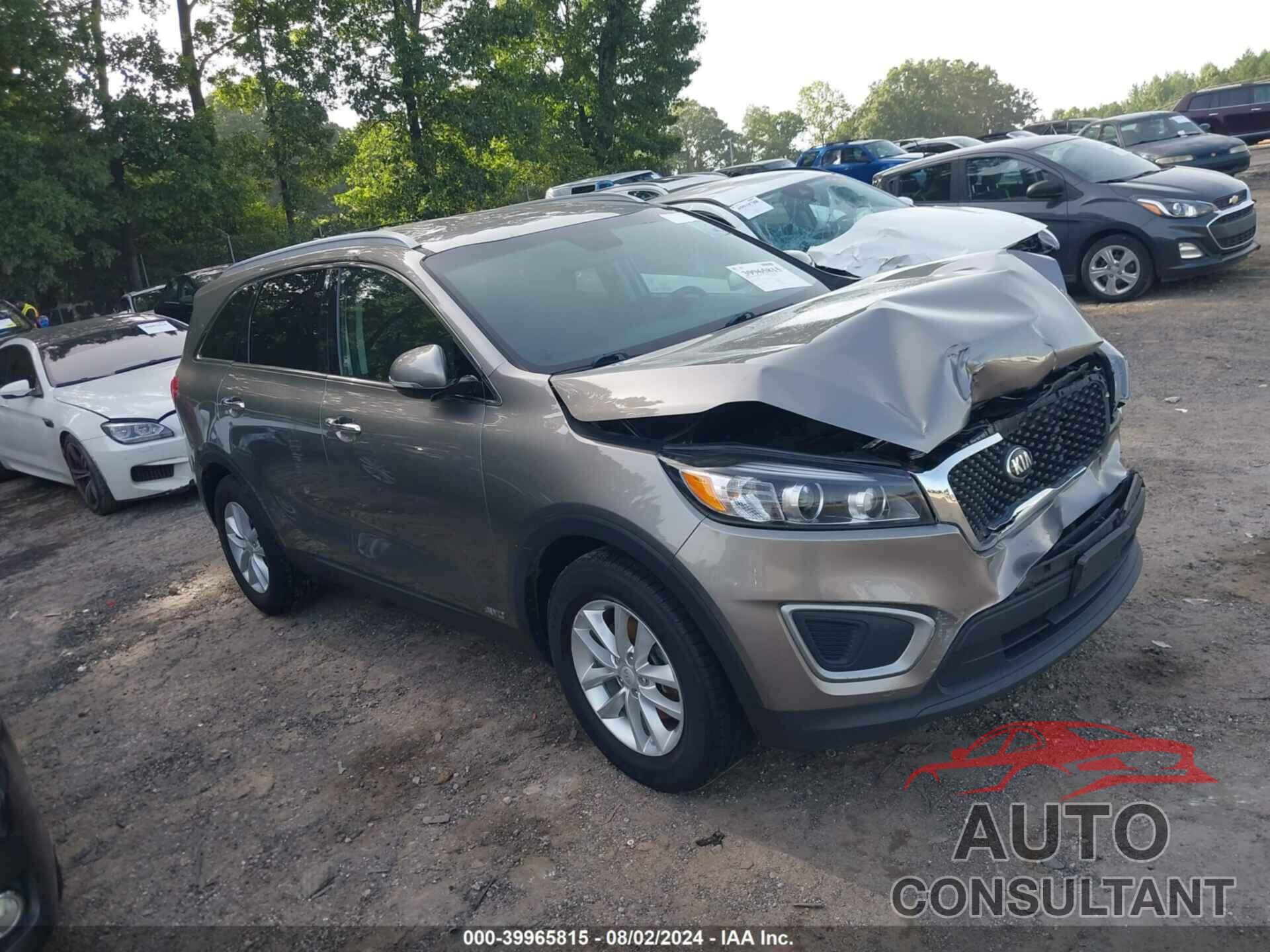 KIA SORENTO 2018 - 5XYPGDA38JG351521