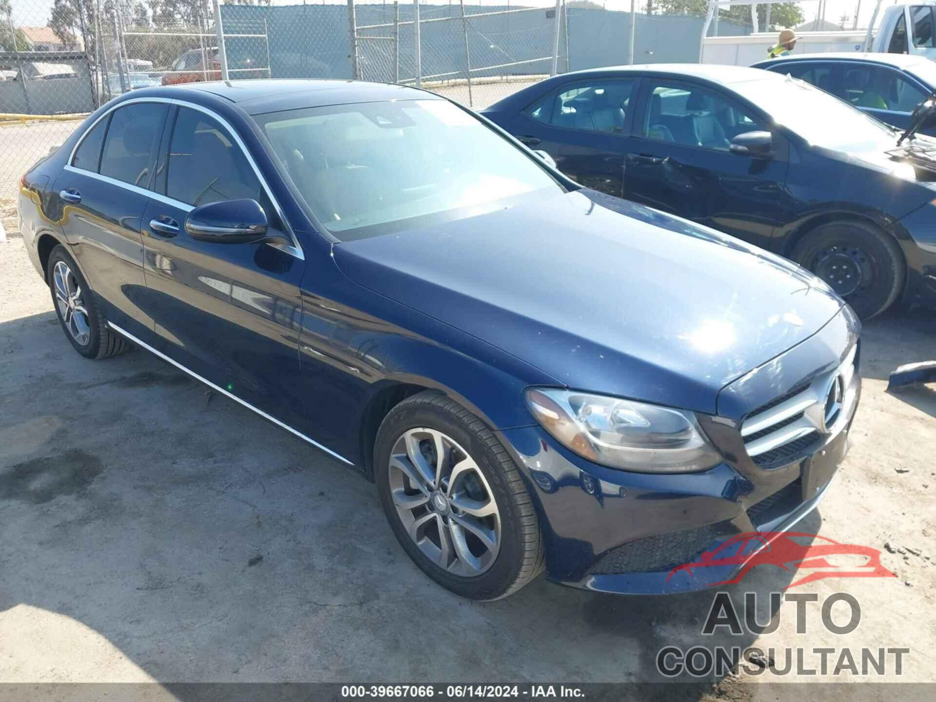 MERCEDES-BENZ C 300 2016 - 55SWF4KB9GU160564