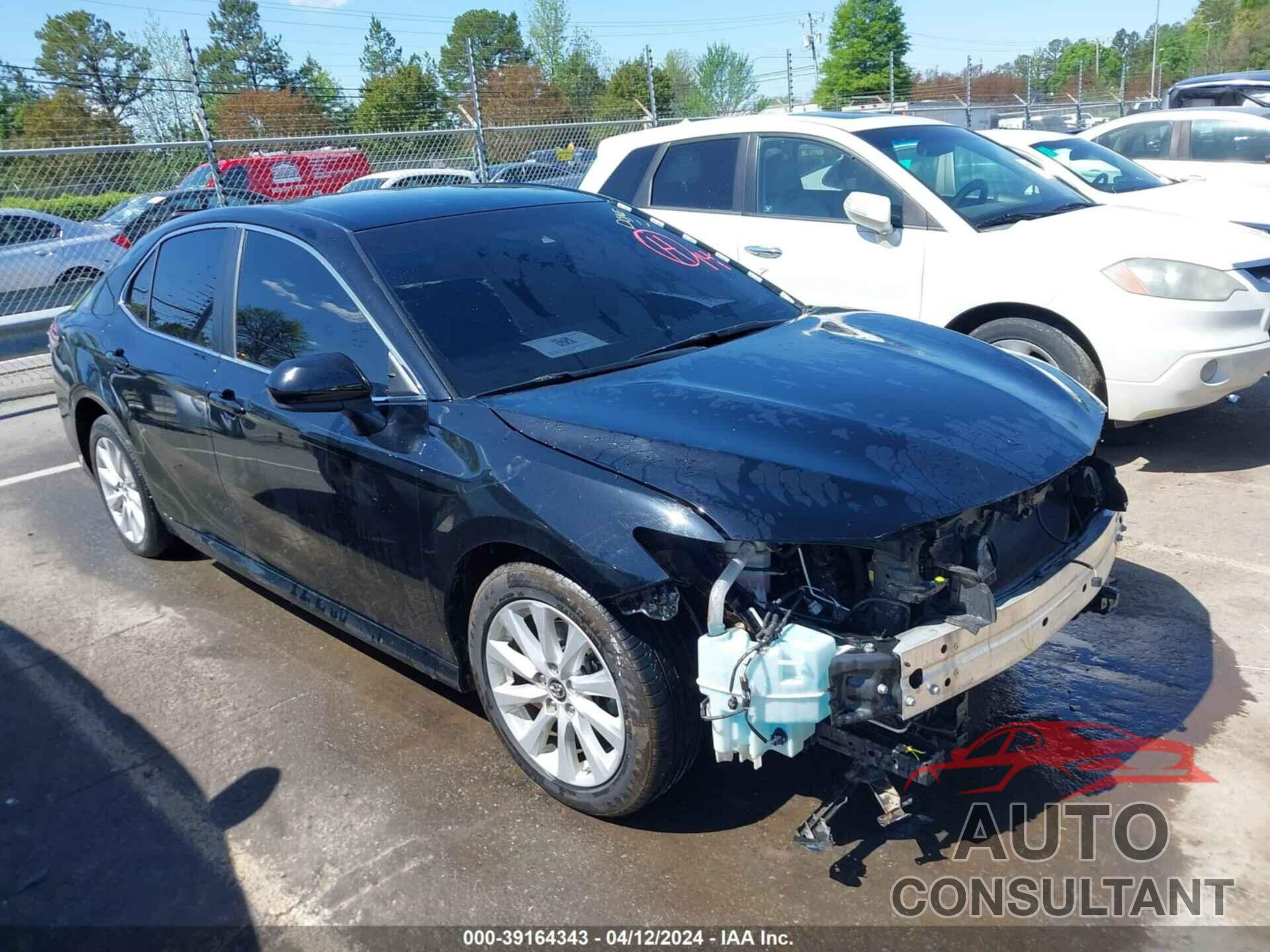 TOYOTA CAMRY 2018 - 4T1B11HK7JU647759