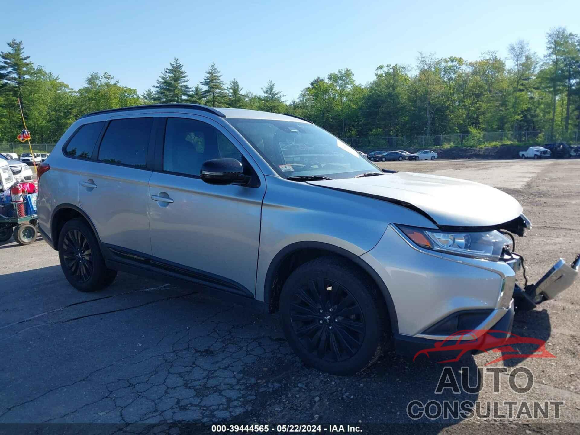 MITSUBISHI OUTLANDER 2020 - JA4AZ3A35LZ040413