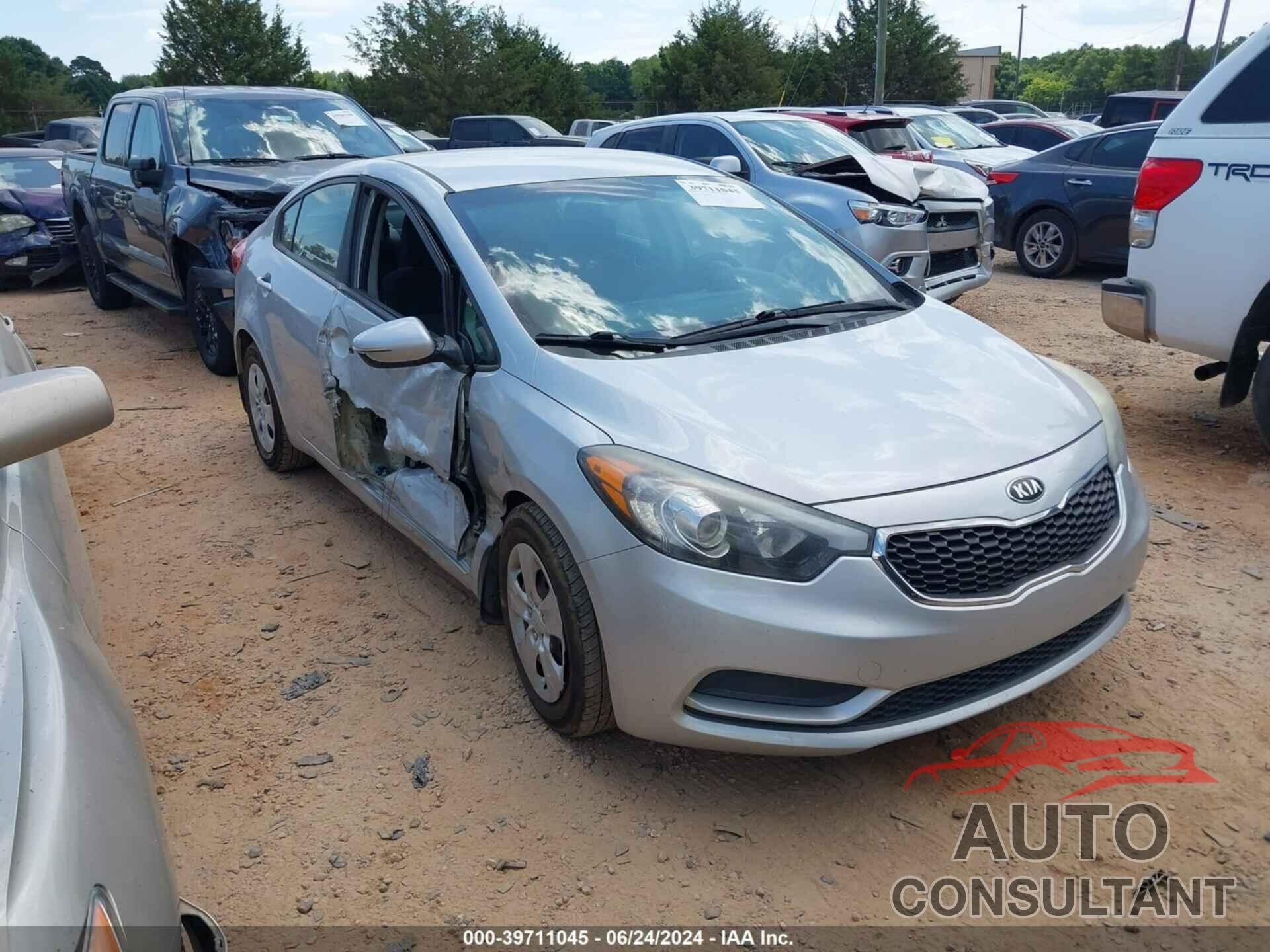 KIA FORTE 2016 - KNAFX4A6XG5606688