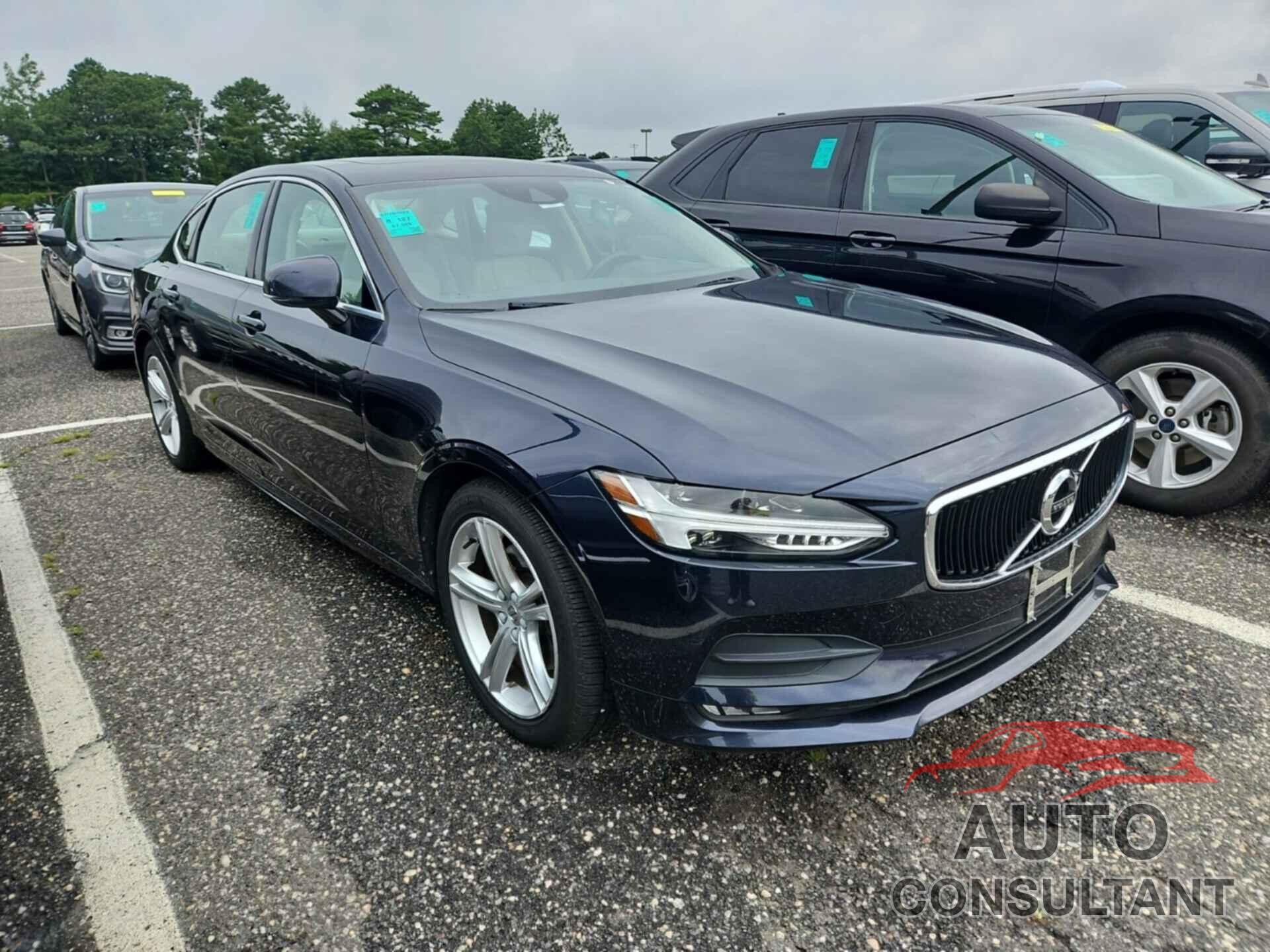 VOLVO S90 2019 - LVY102AK2KP088617