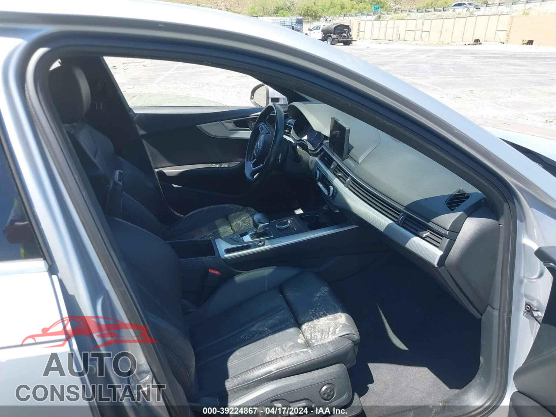 AUDI A4 2019 - WAUGMAF40KN004023