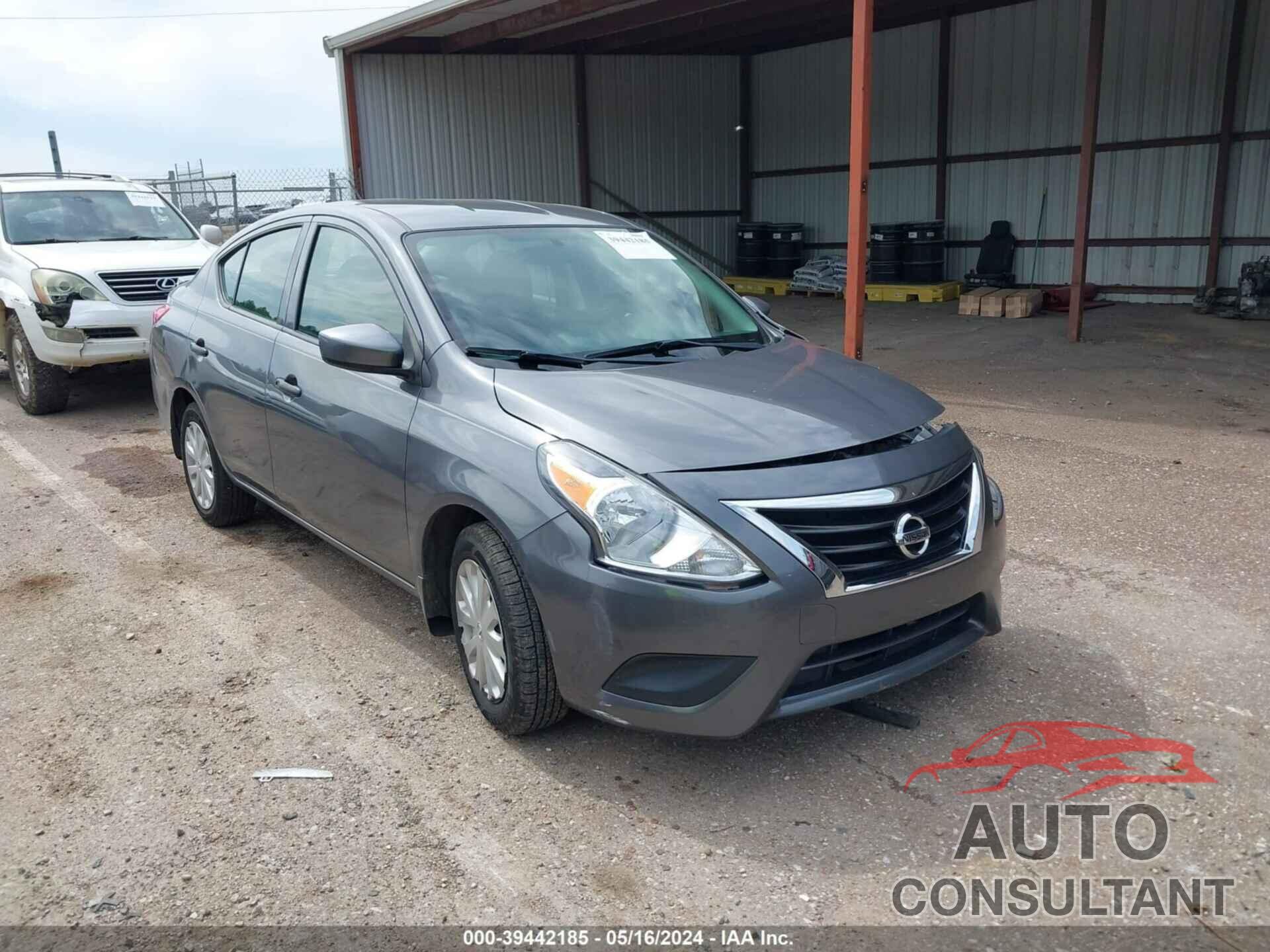 NISSAN VERSA 2017 - 3N1CN7APXHL884050