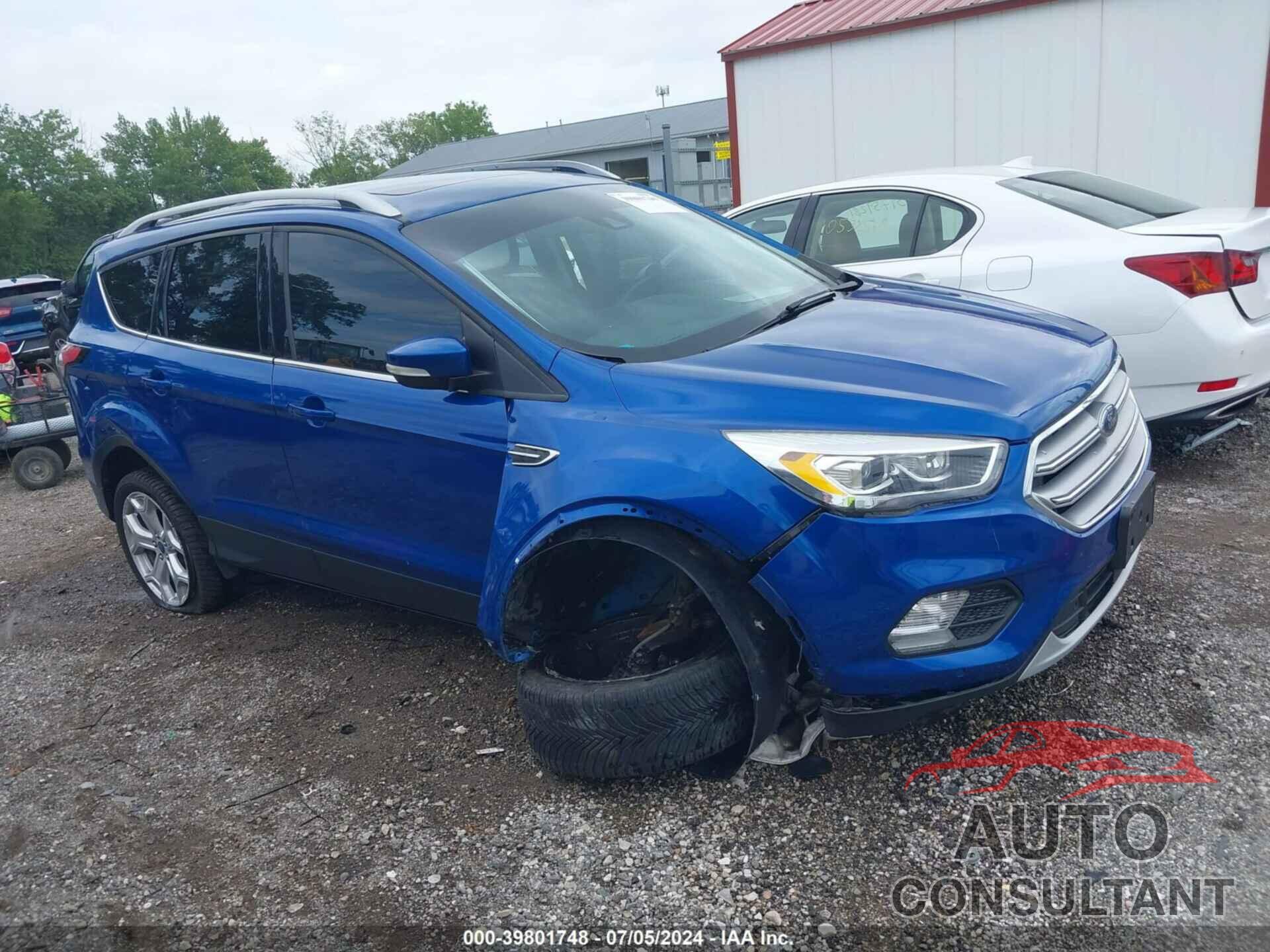 FORD ESCAPE 2017 - 1FMCU9J95HUE75114