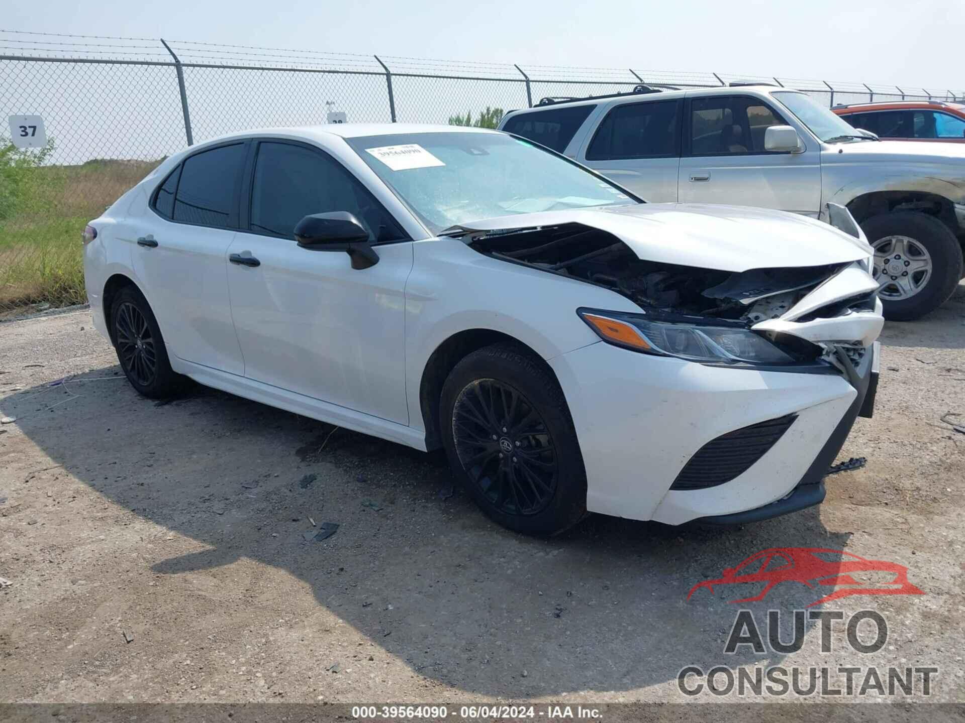 TOYOTA CAMRY 2019 - 4T1B11HK2KU264541