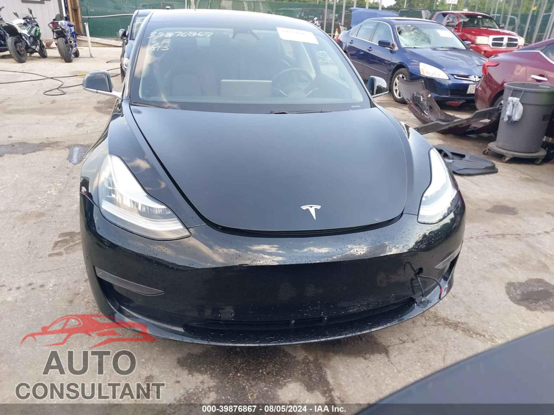 TESLA MODEL 3 2018 - 5YJ3E1EB8JF054079